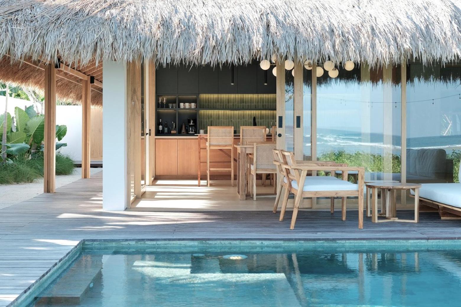 Three Bedroom Beachfront Pool Villa - Photo 19