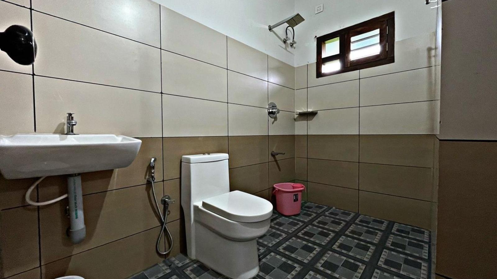 Budget Double Room photo 1