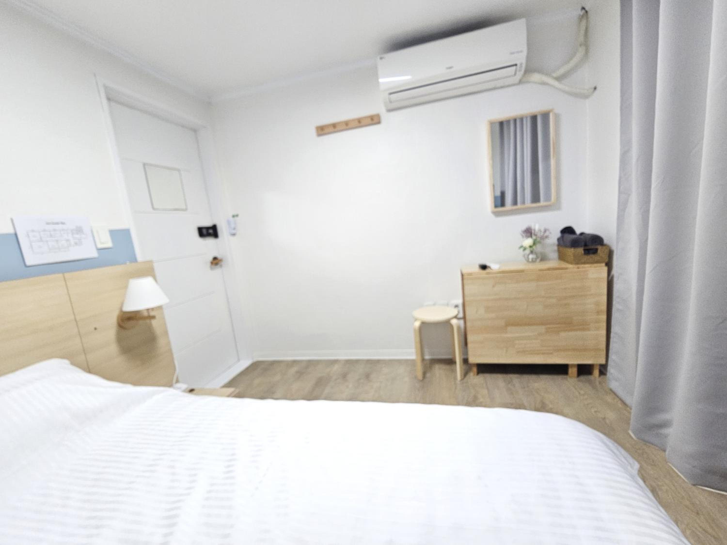 Standard Double Room - Photo 4