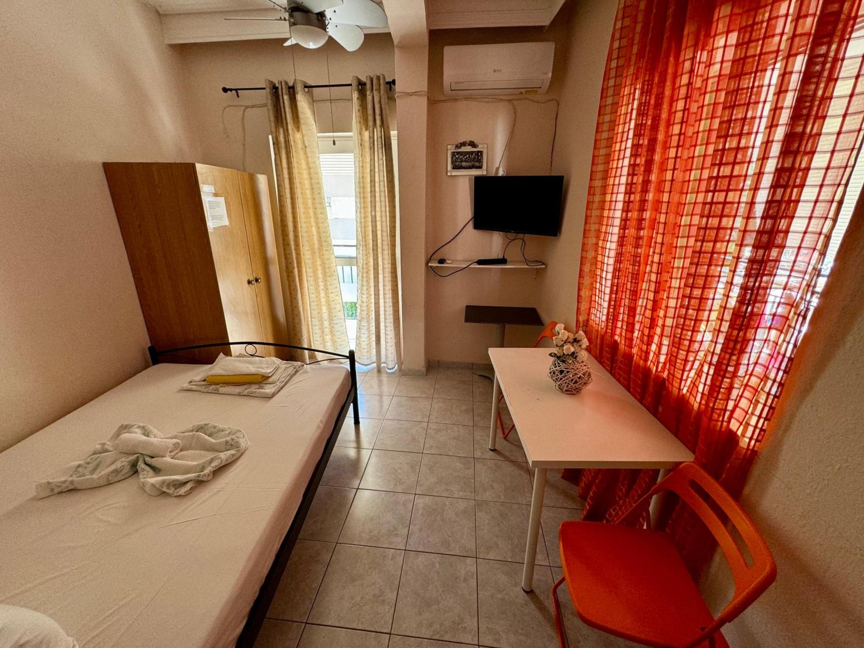 Double Room with Balcony and Sea View photo 3