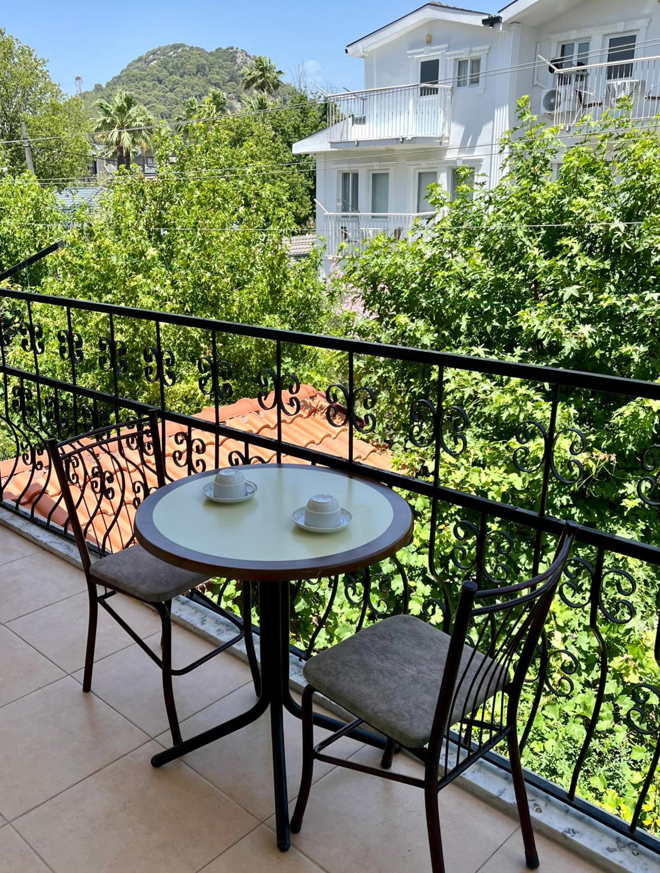 Suite with Garden View photo 3