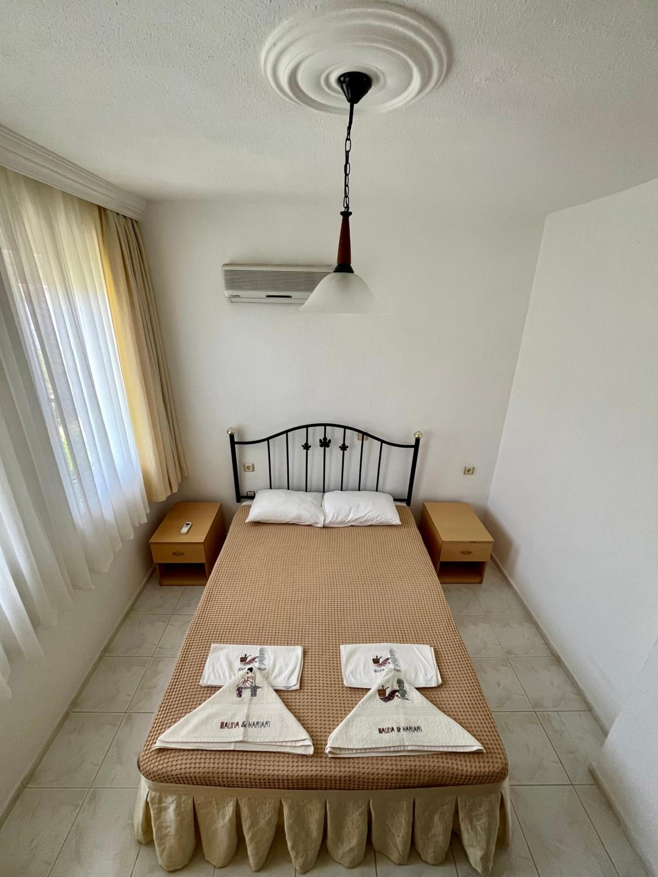 Basic Triple Room