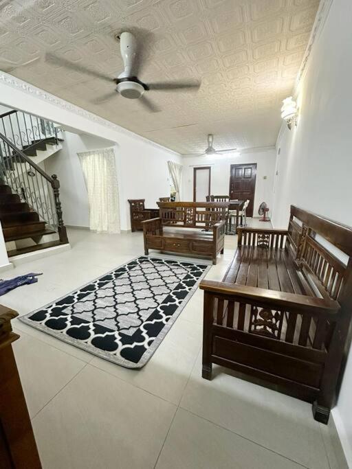 Three-Bedroom House photo 1