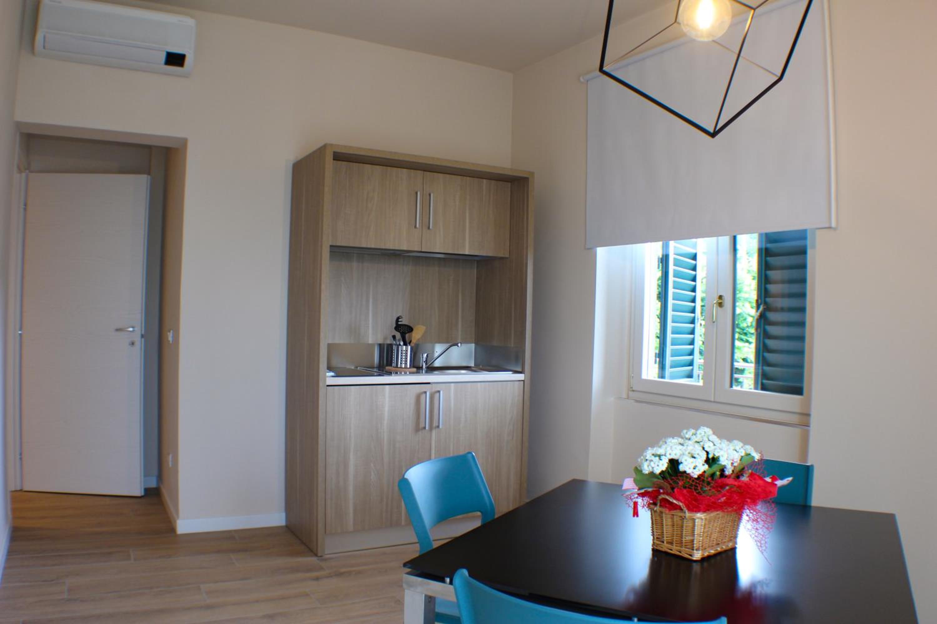 Family Room photo 3