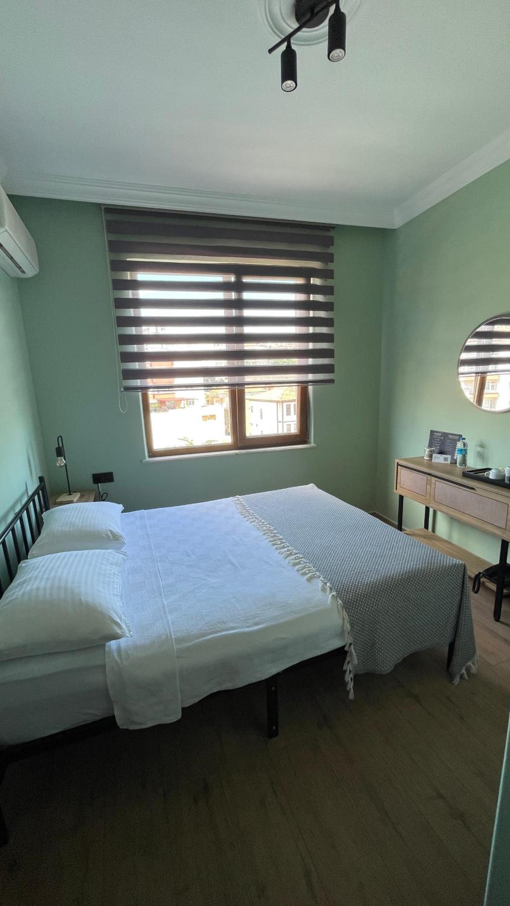 Small Double Room photo 3