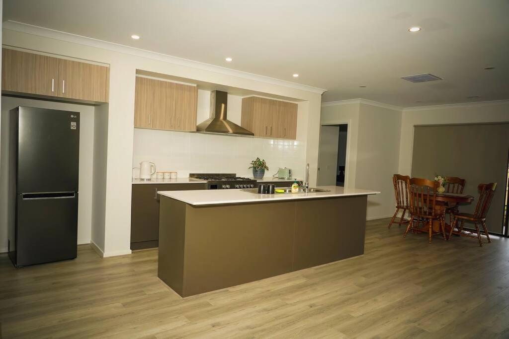 Two-Bedroom House photo 2
