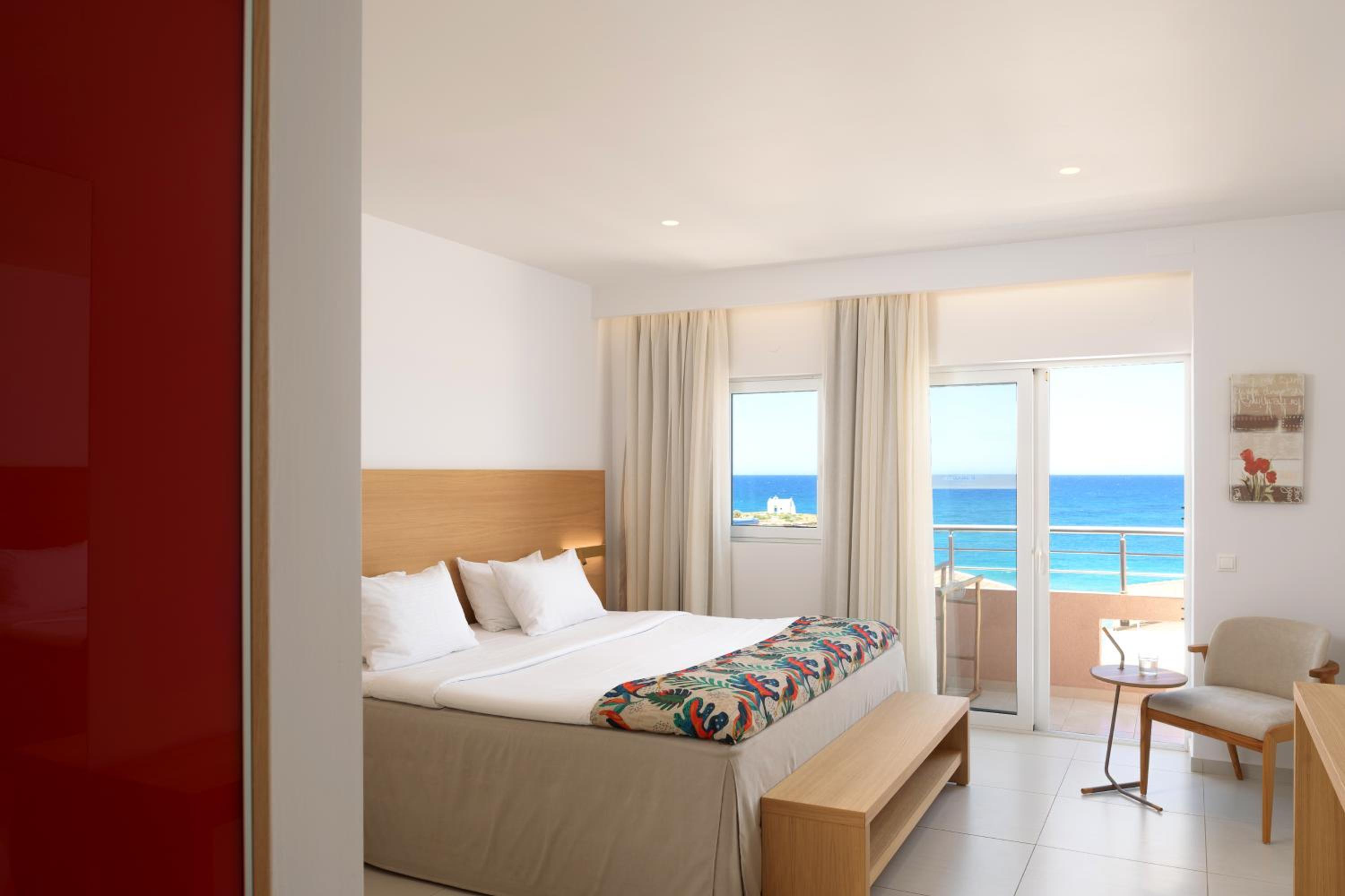 Aqua Marine Junior Suite with Sea View - Photo 10