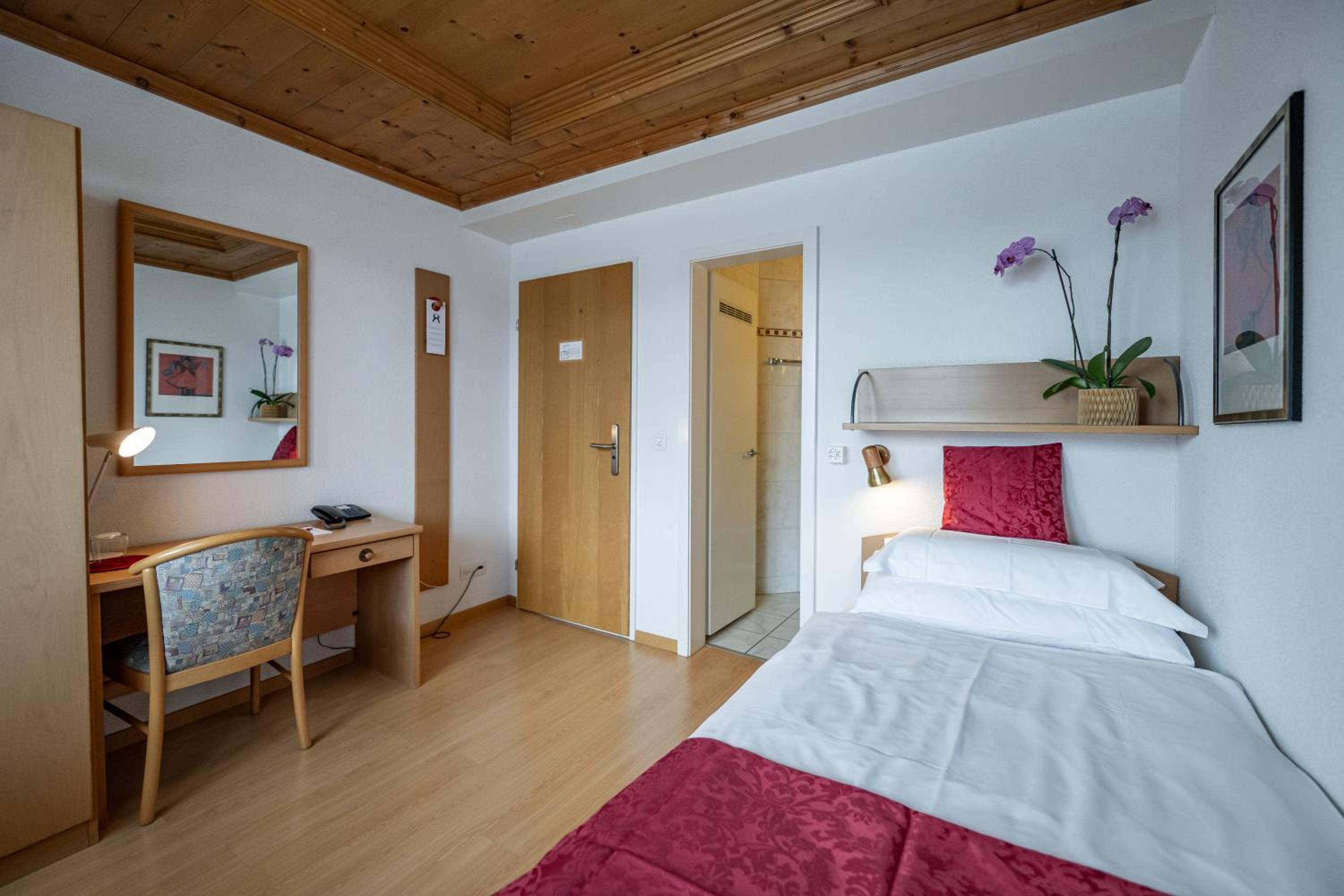 Standard Single Room photo 3