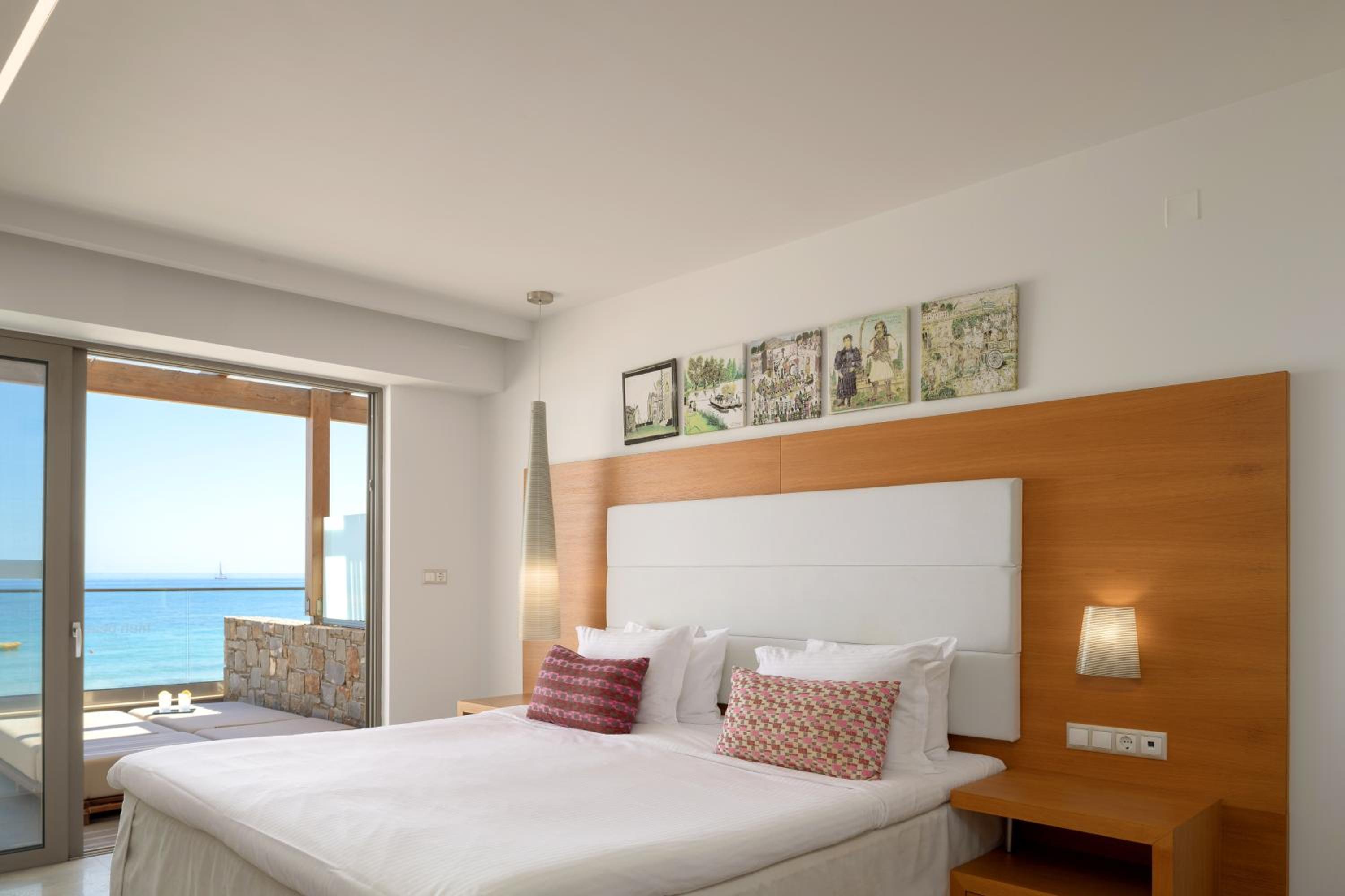 Diamond Suite Beach Front - Photo 19