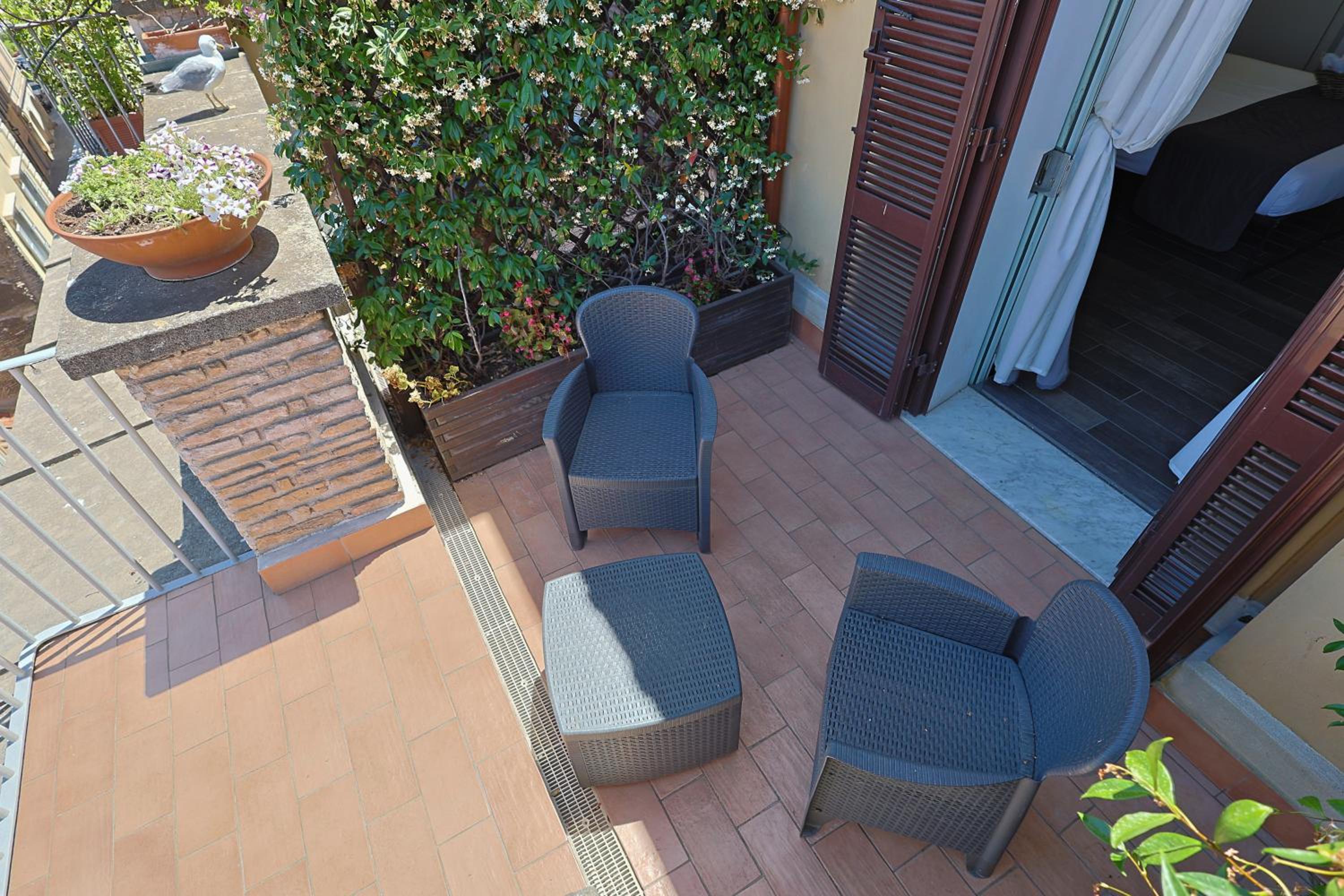 Superior Double Room with Balcony photo 2