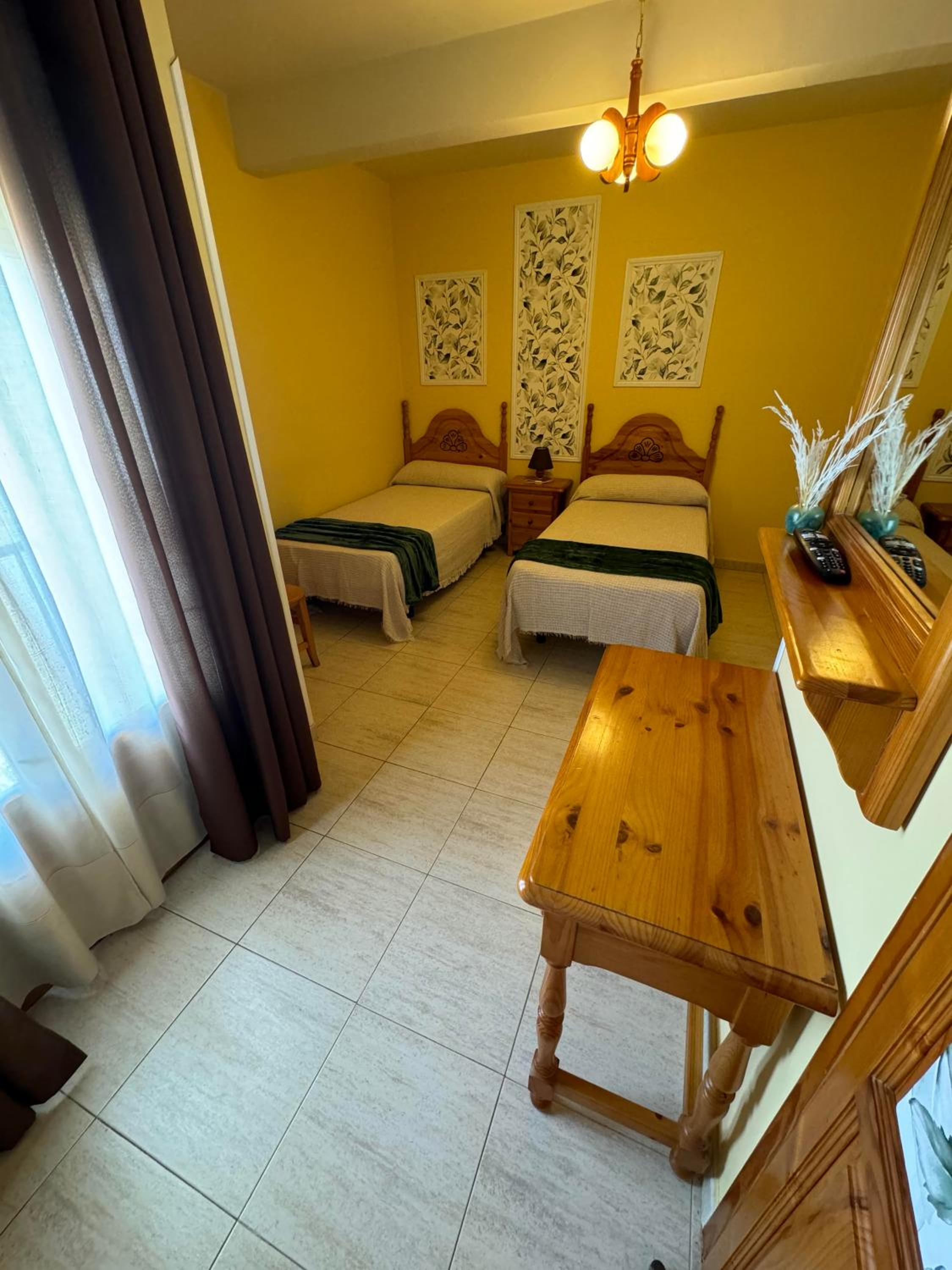 Habitación Doble Pequeña