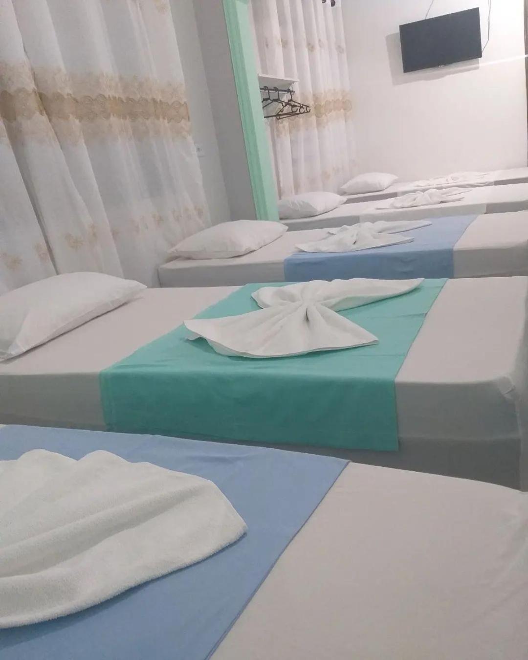 Deluxe Room (2 Adults + 1 Child)
