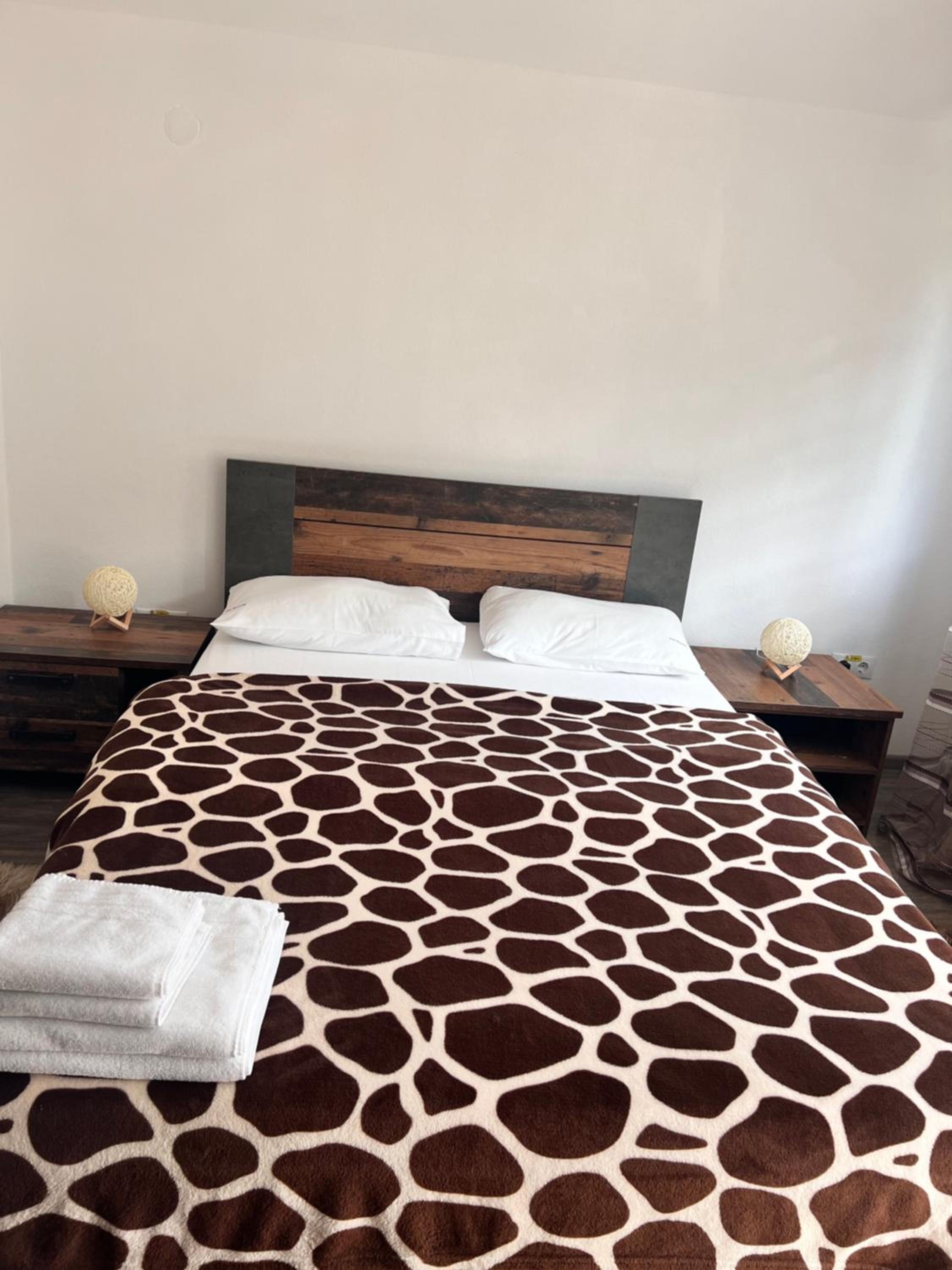 Double Room with Mountain View - Photo 4