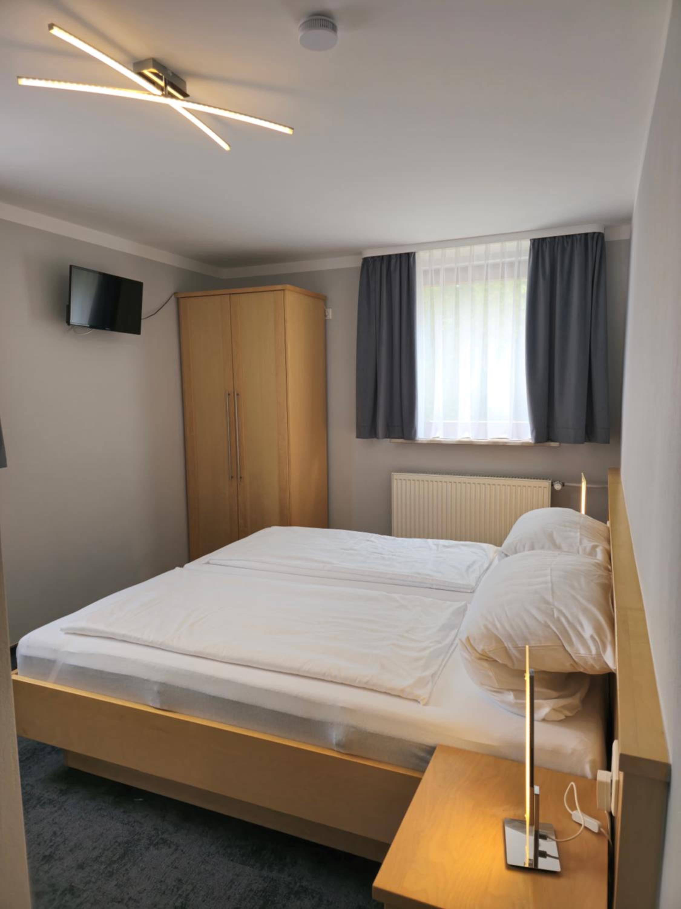 Double Room with Private Bathroom photo 3