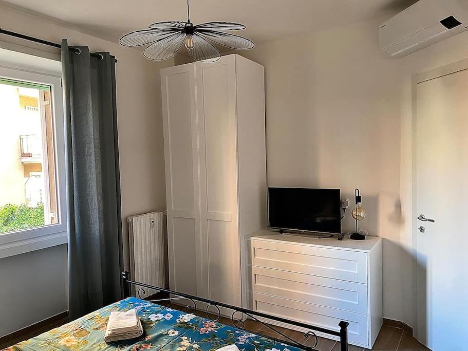 One-Bedroom Apartment photo 3