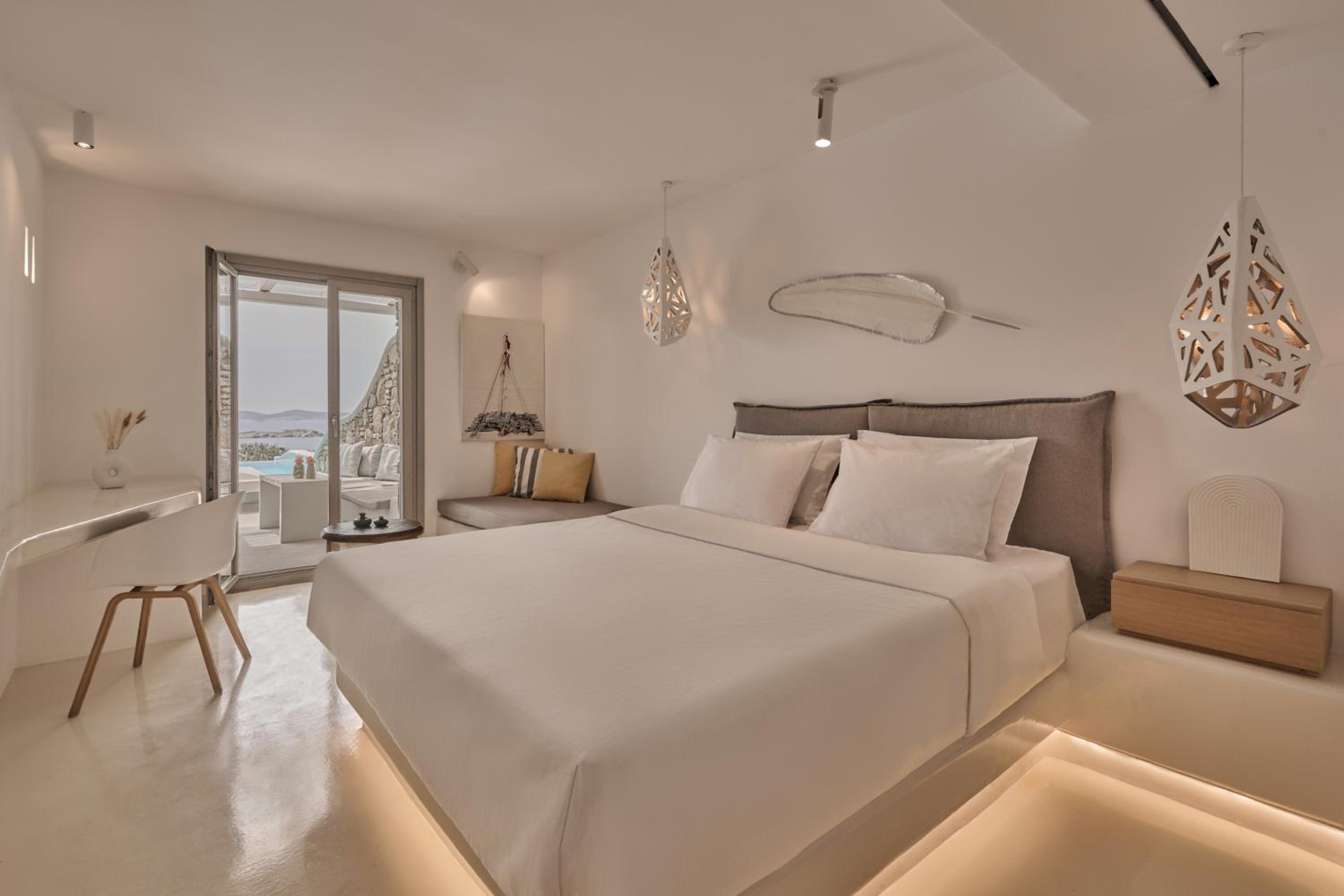 Junior Suite With Private Pool (Hierion)