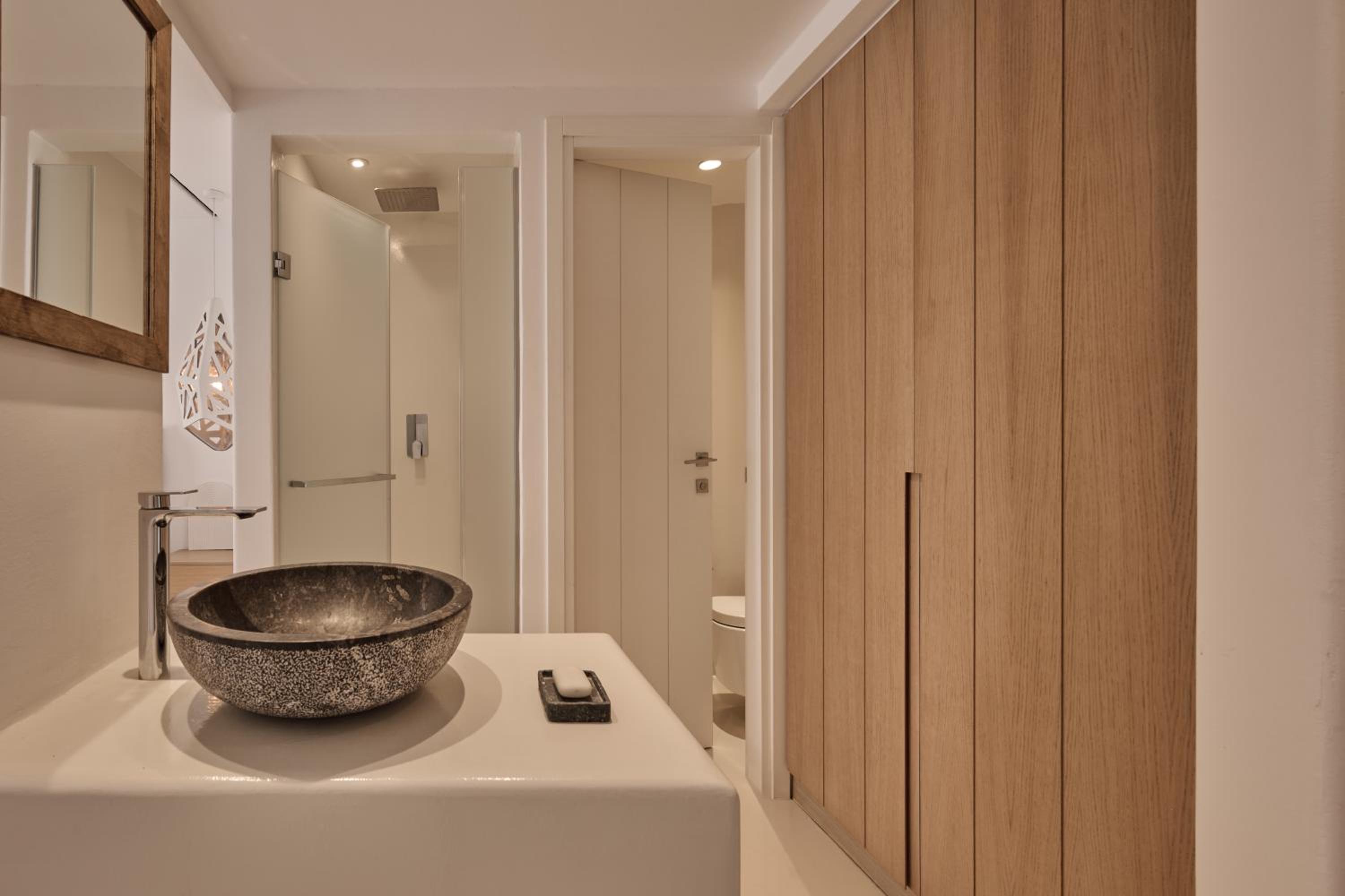 Junior Suite With Private Pool (Hierion) photo 2