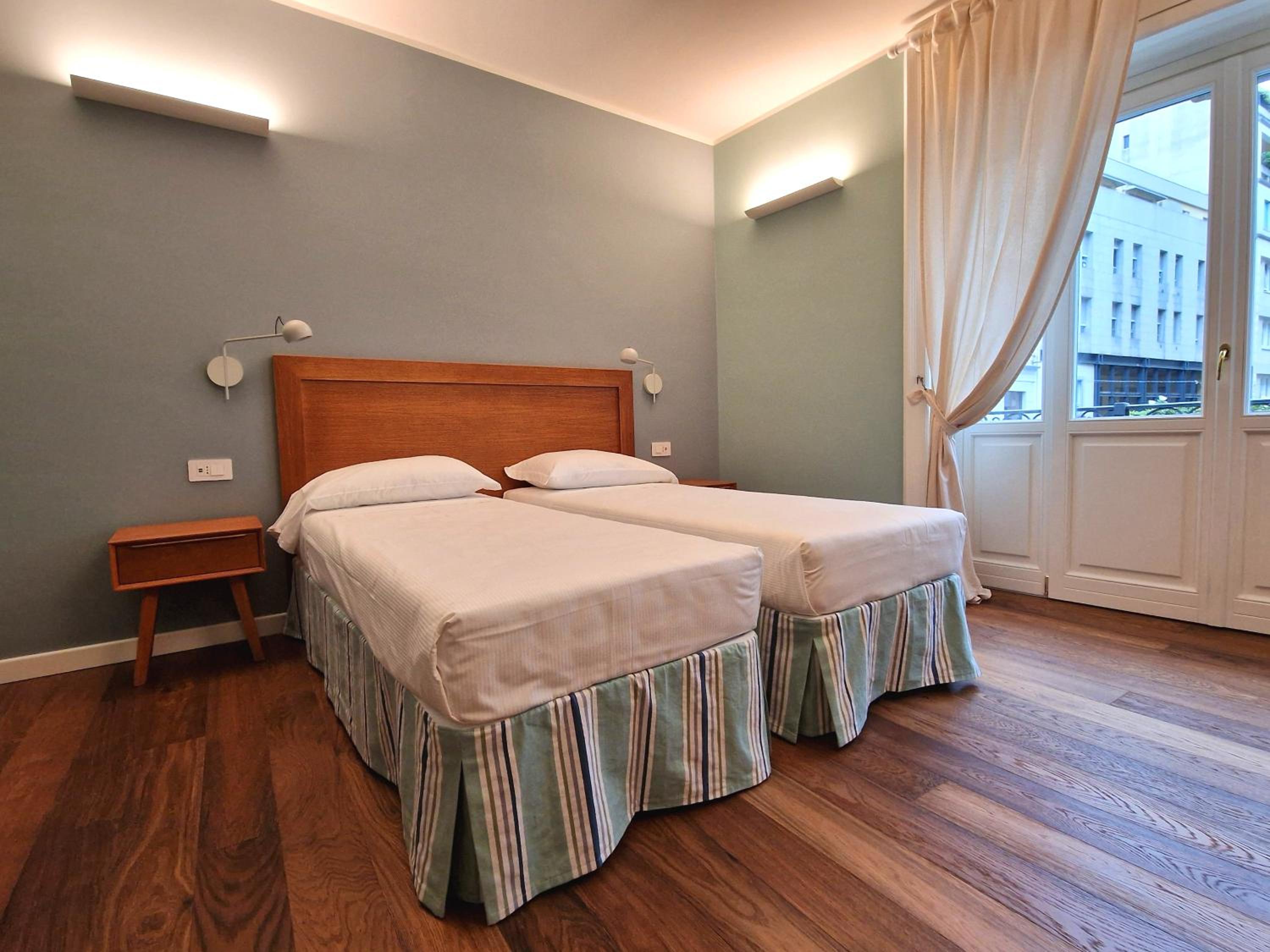 Superior Deluxe Double or Twin Room  photo 2