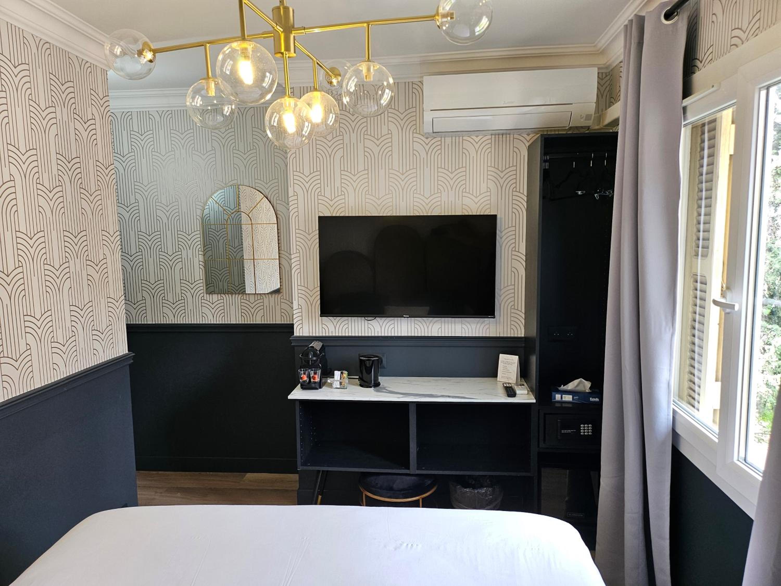 Standard Double Room photo 3