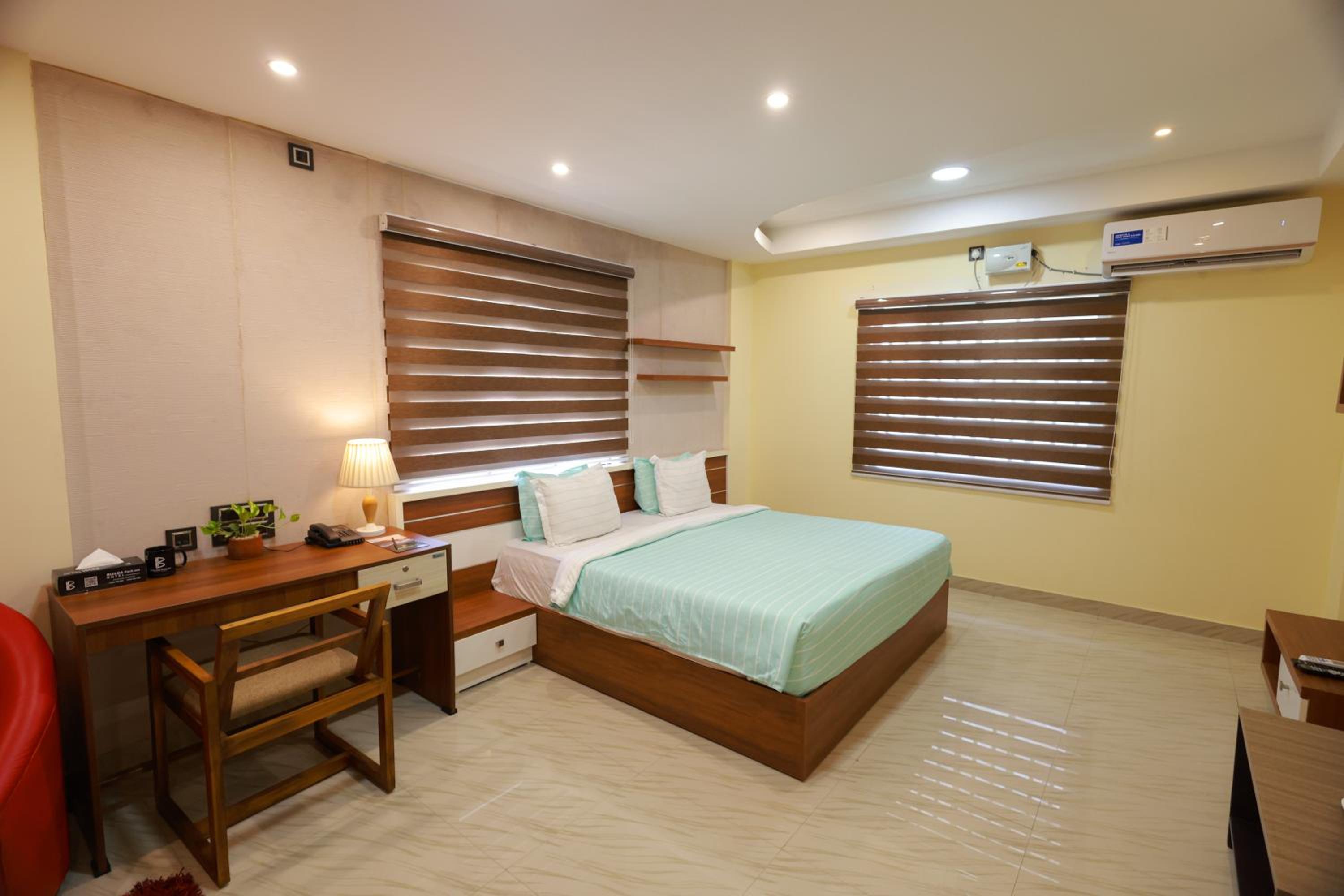 Deluxe Room - Photo 4