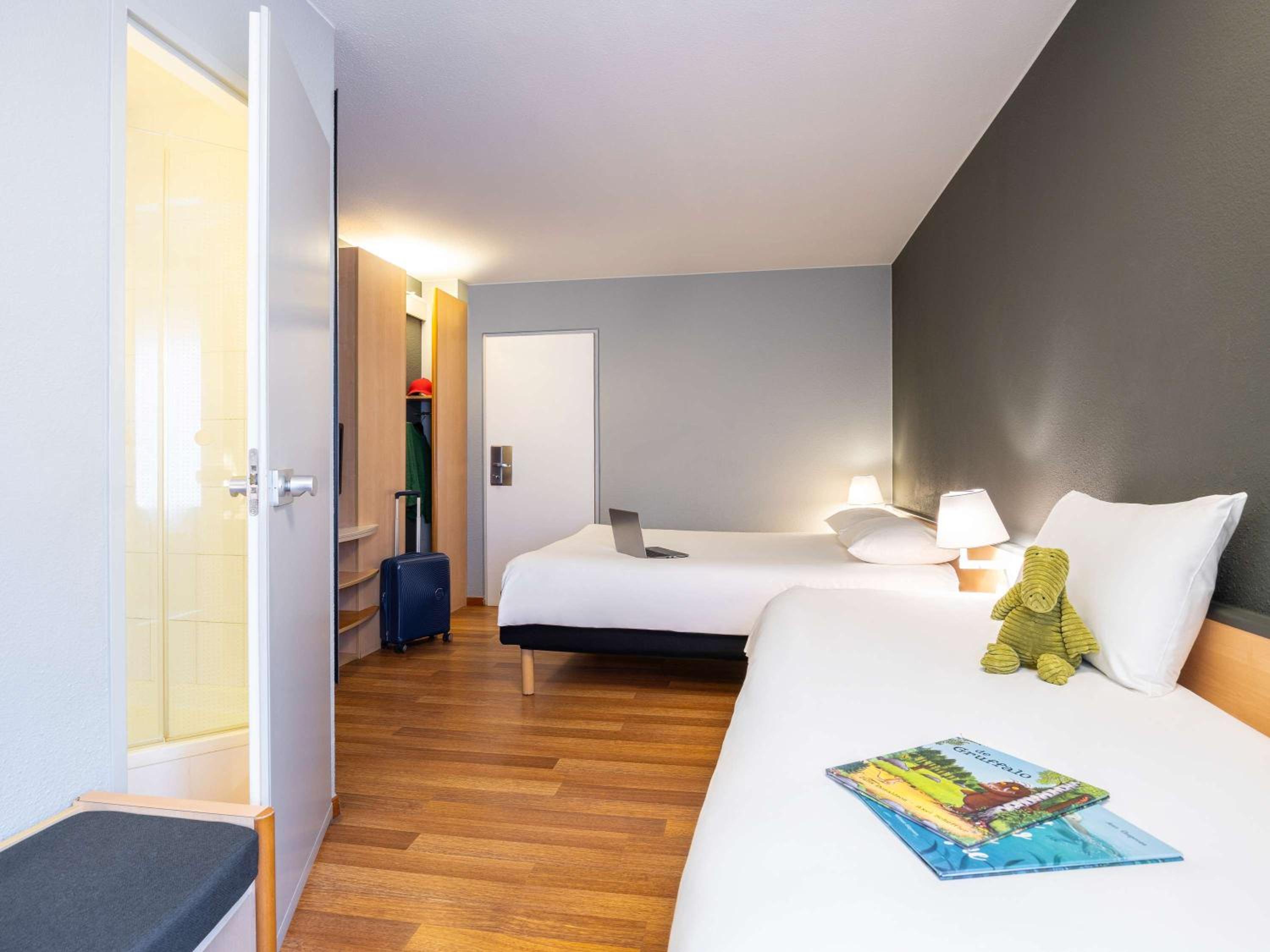 Standard Triple Room - Photo 4