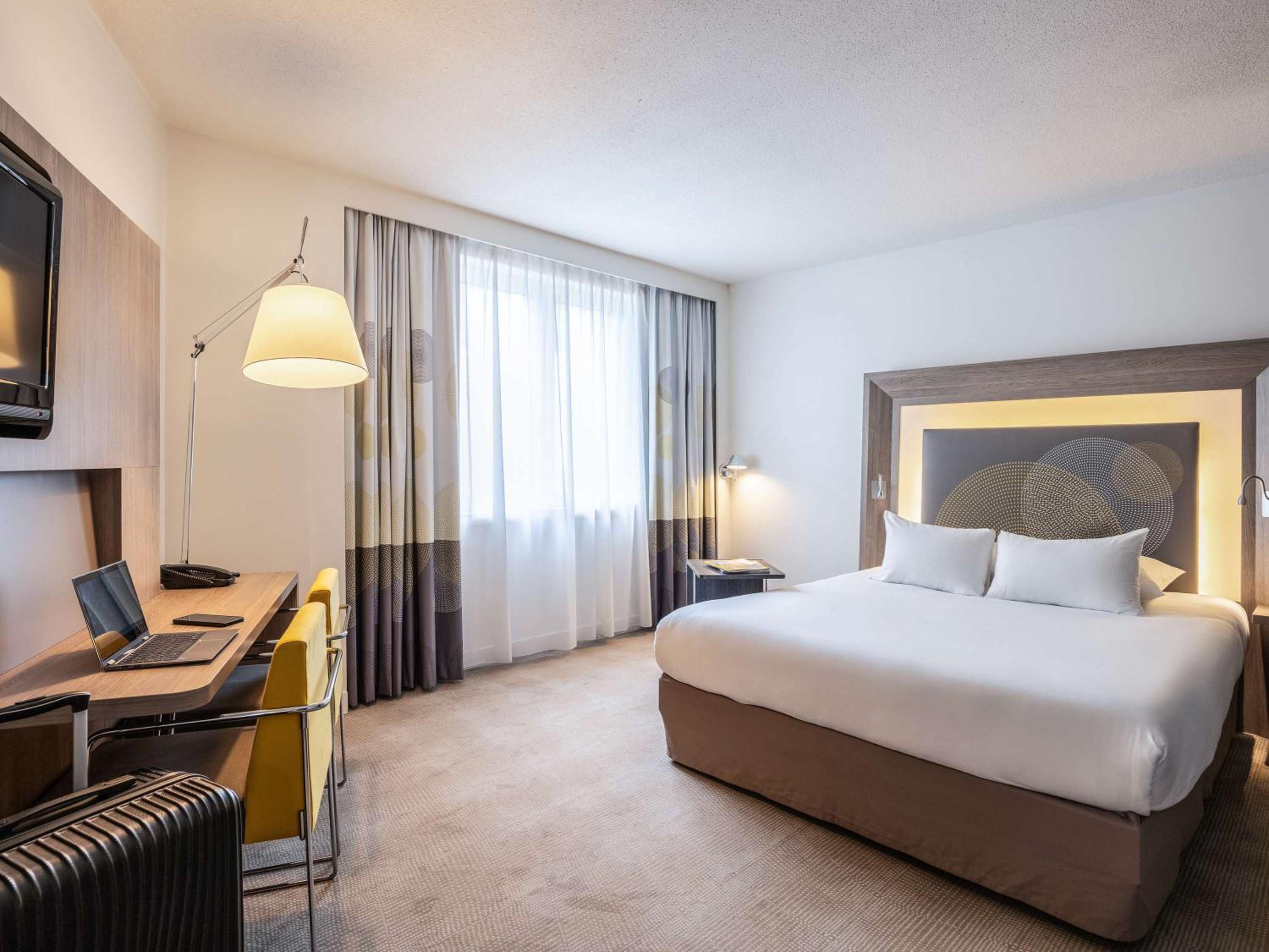 Superior Double Room with Sofa Beds - Photo 3
