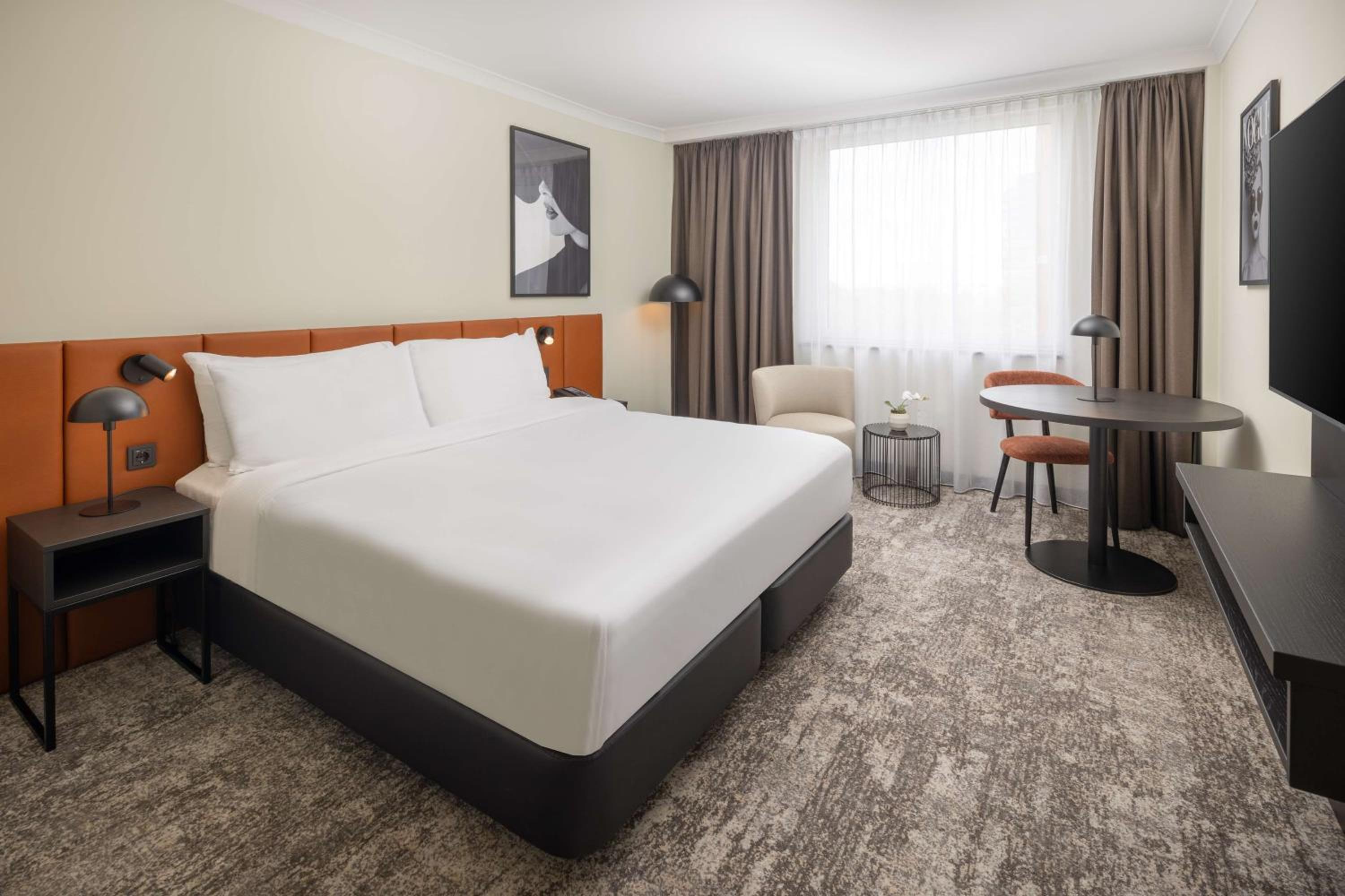 Premium King Room