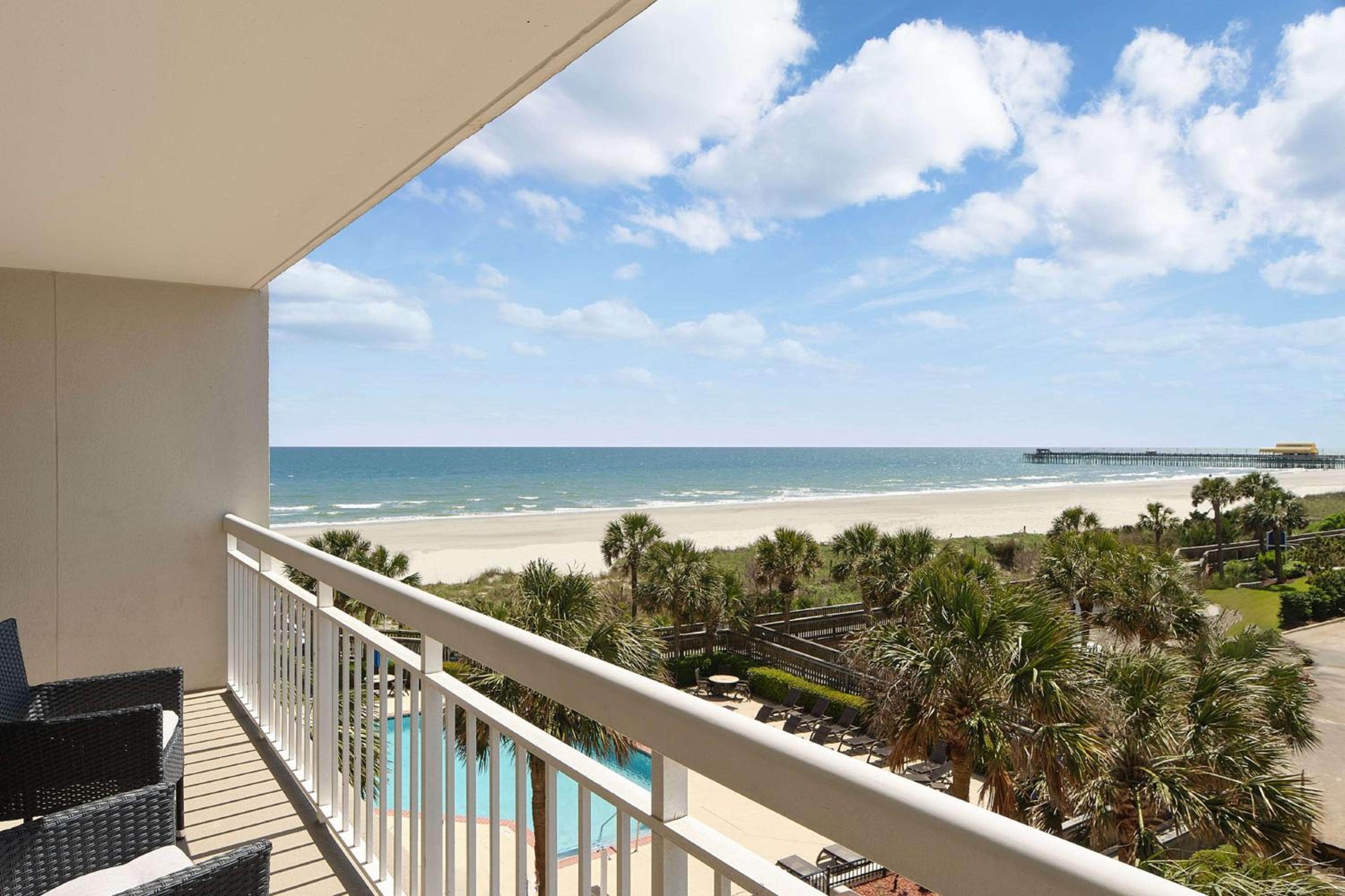 Two Bedroom Oceanview Condo - Photo 4