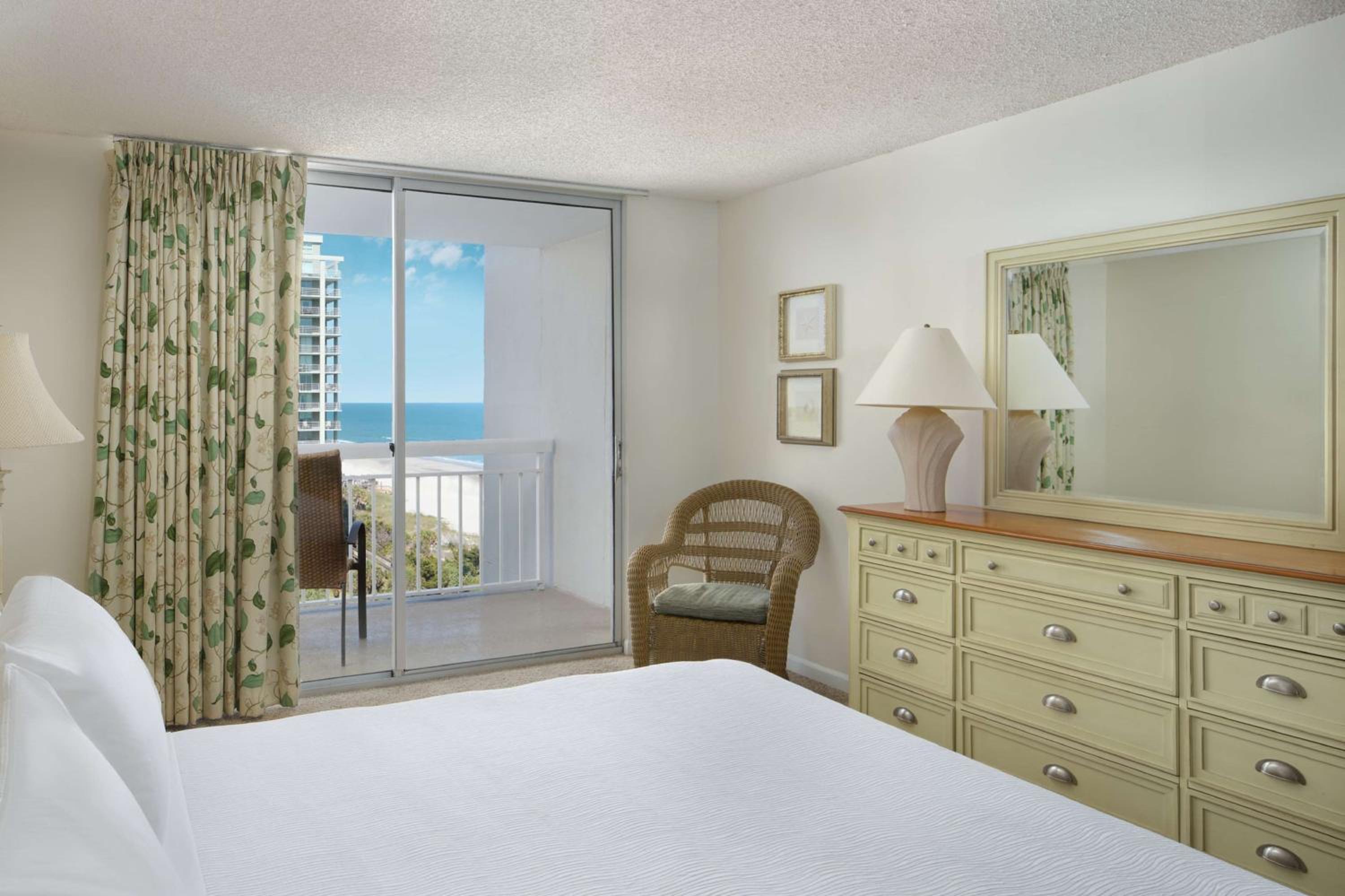 Three-Bedroom Ocean View Condo - Photo 5