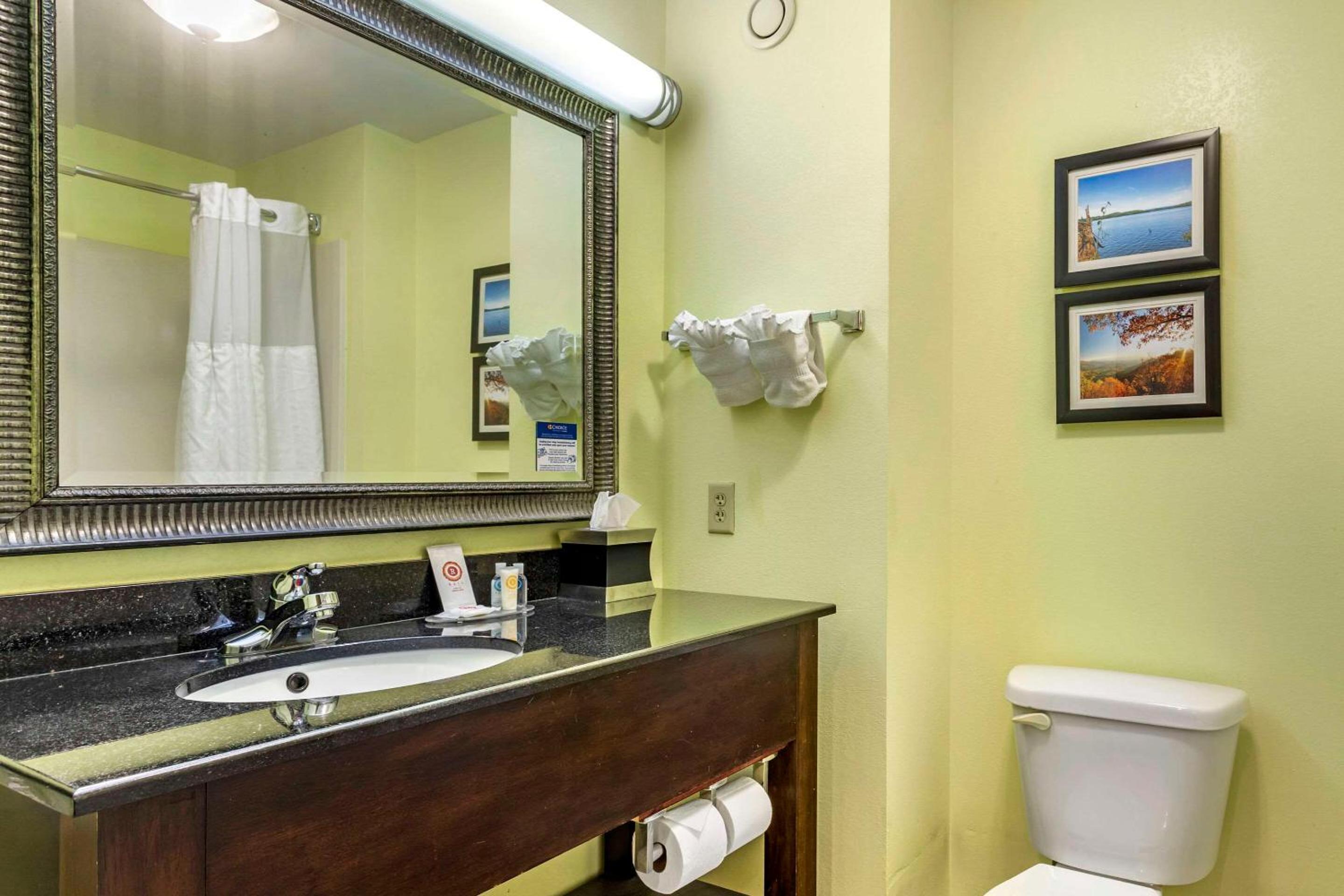 King Room - Disability Access/Non-Smoking - Photo 3