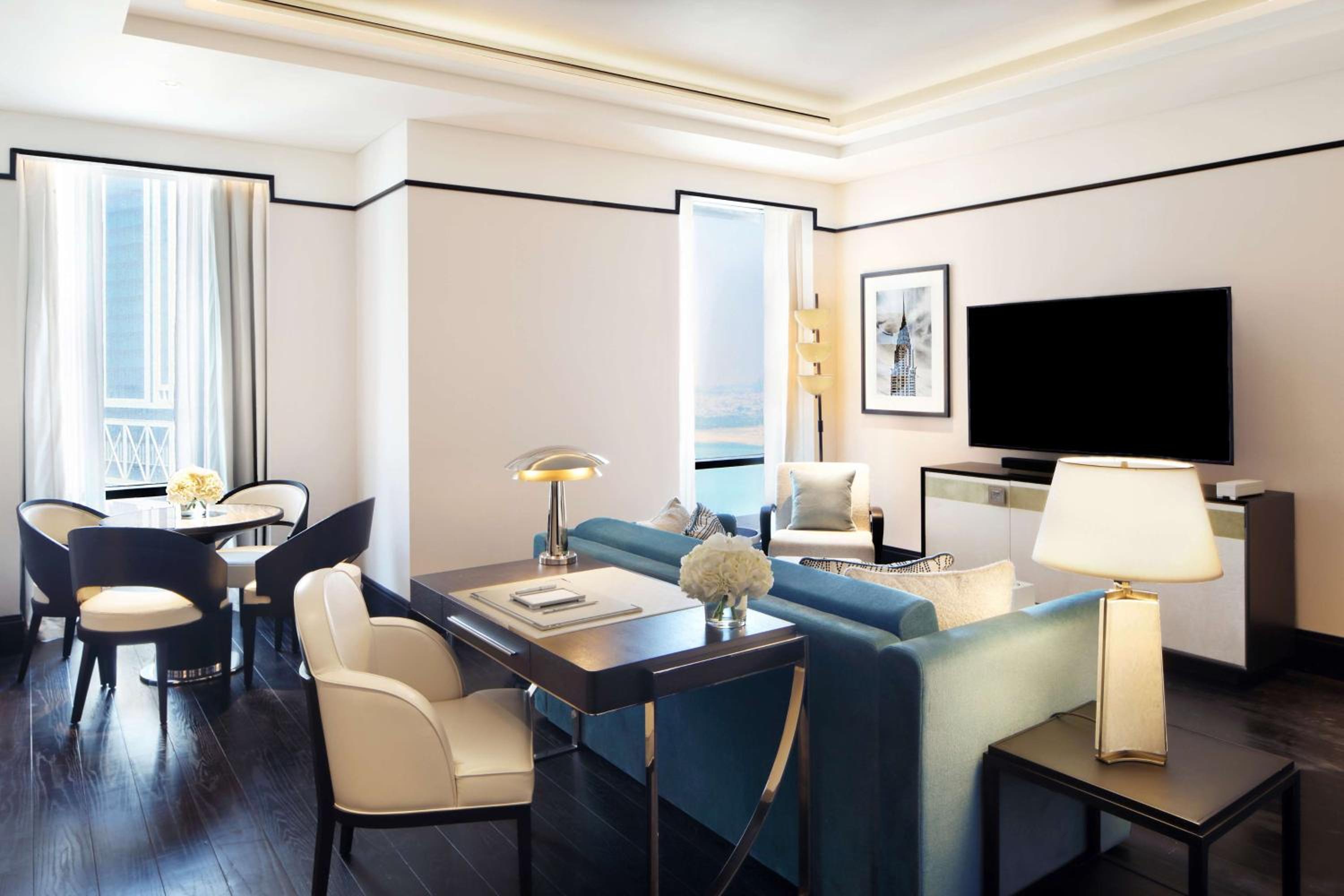 One-Bedroom Apartment with King Bed