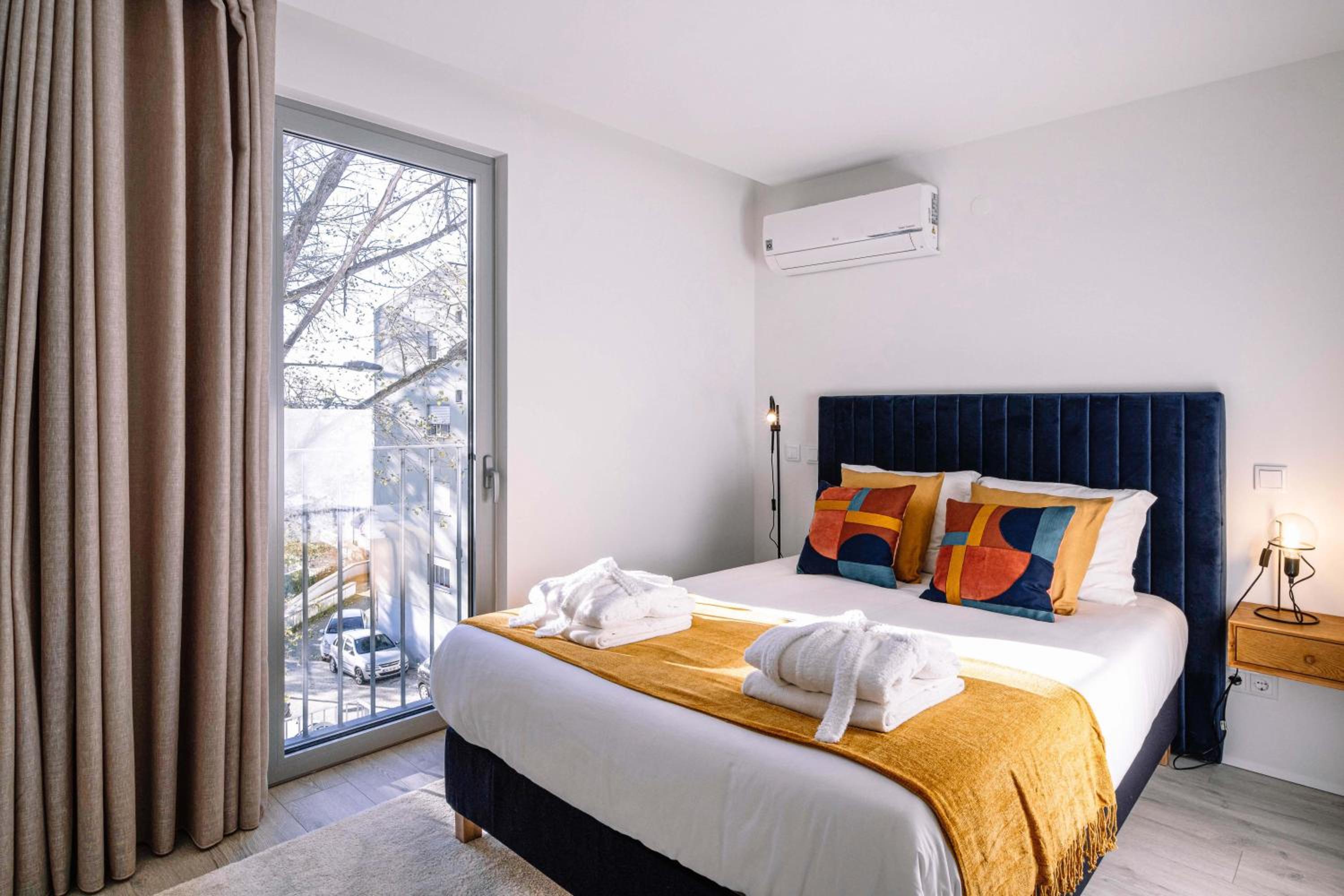 One-Bedroom Apartment - Photo 1