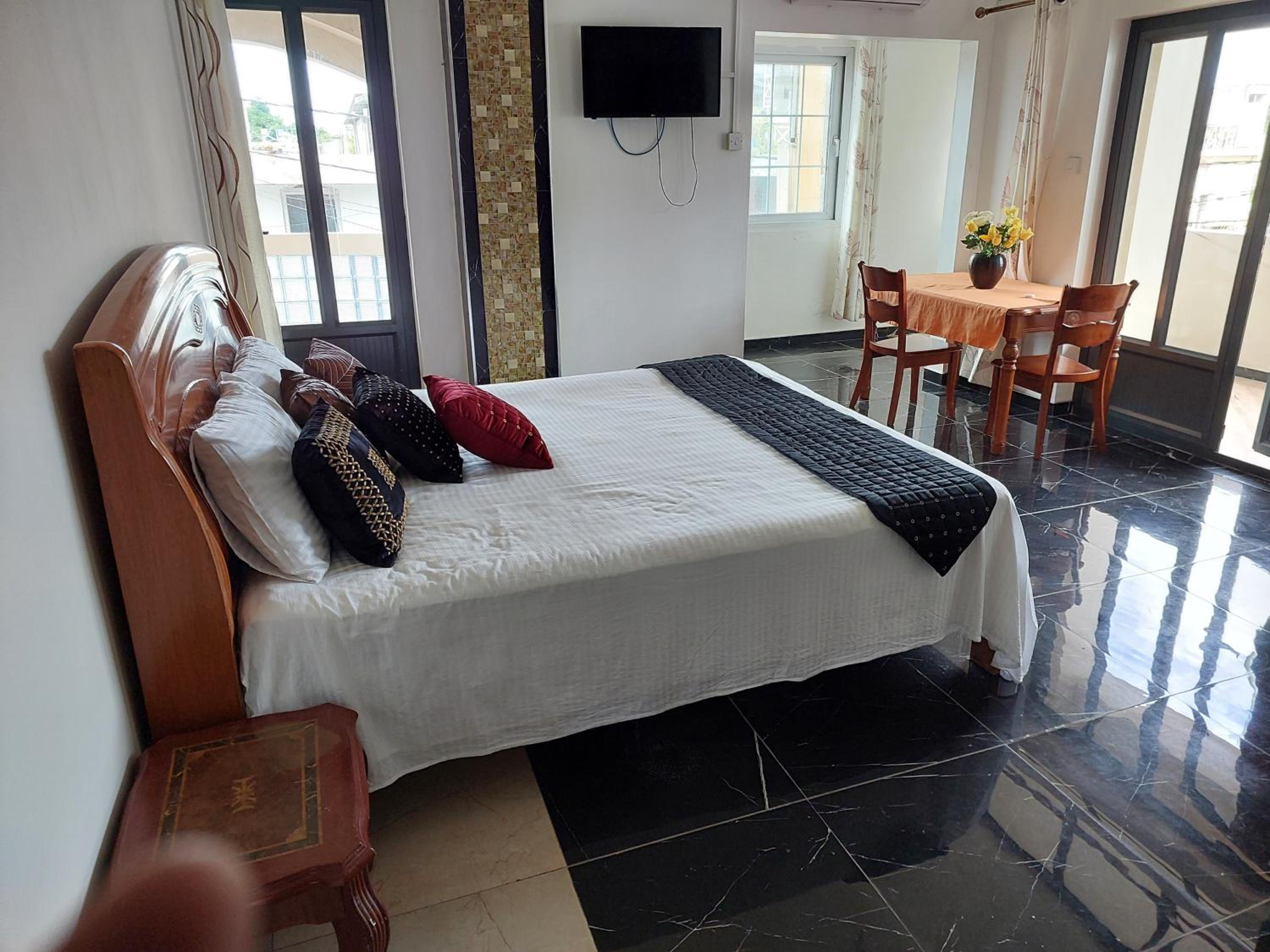 Deluxe Quadruple Room photo 1