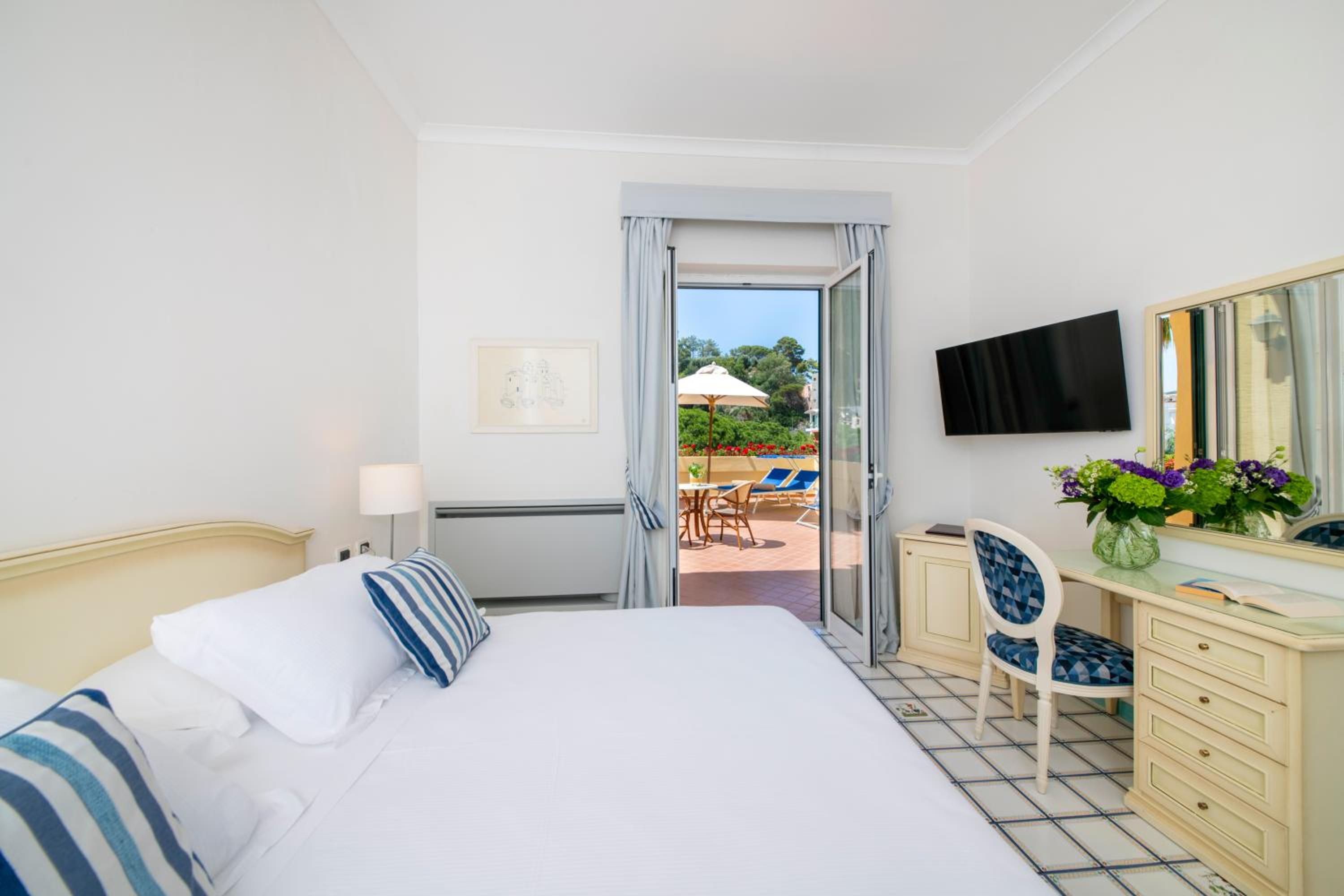 Deluxe Double or Twin Room - Photo 1