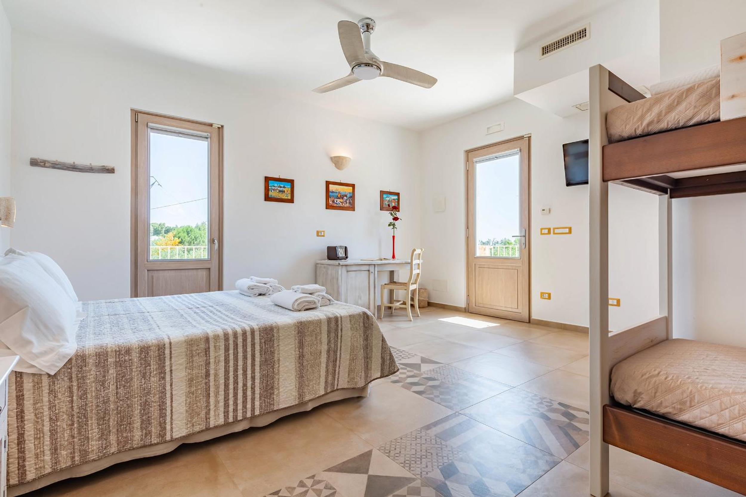 Quadruple Room - Photo 3