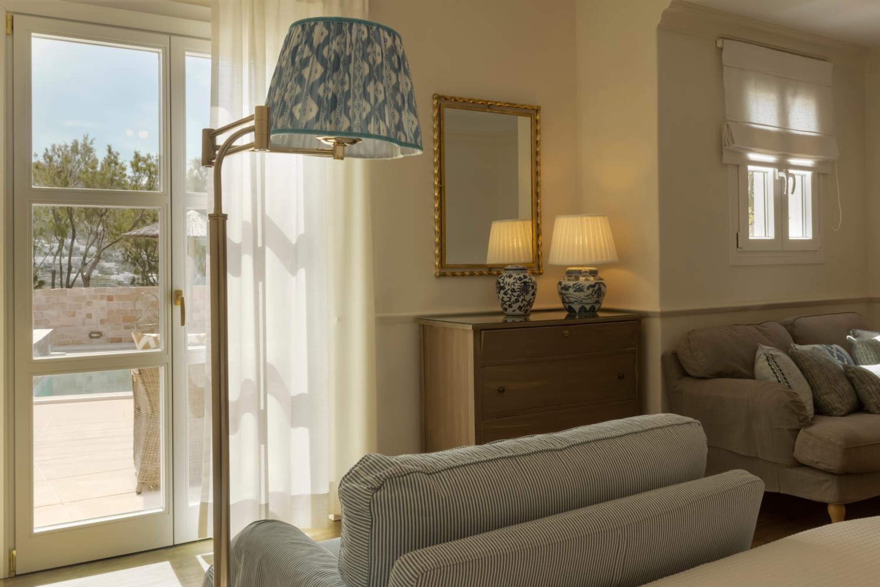 Twin Room with Sea View - Photo 9