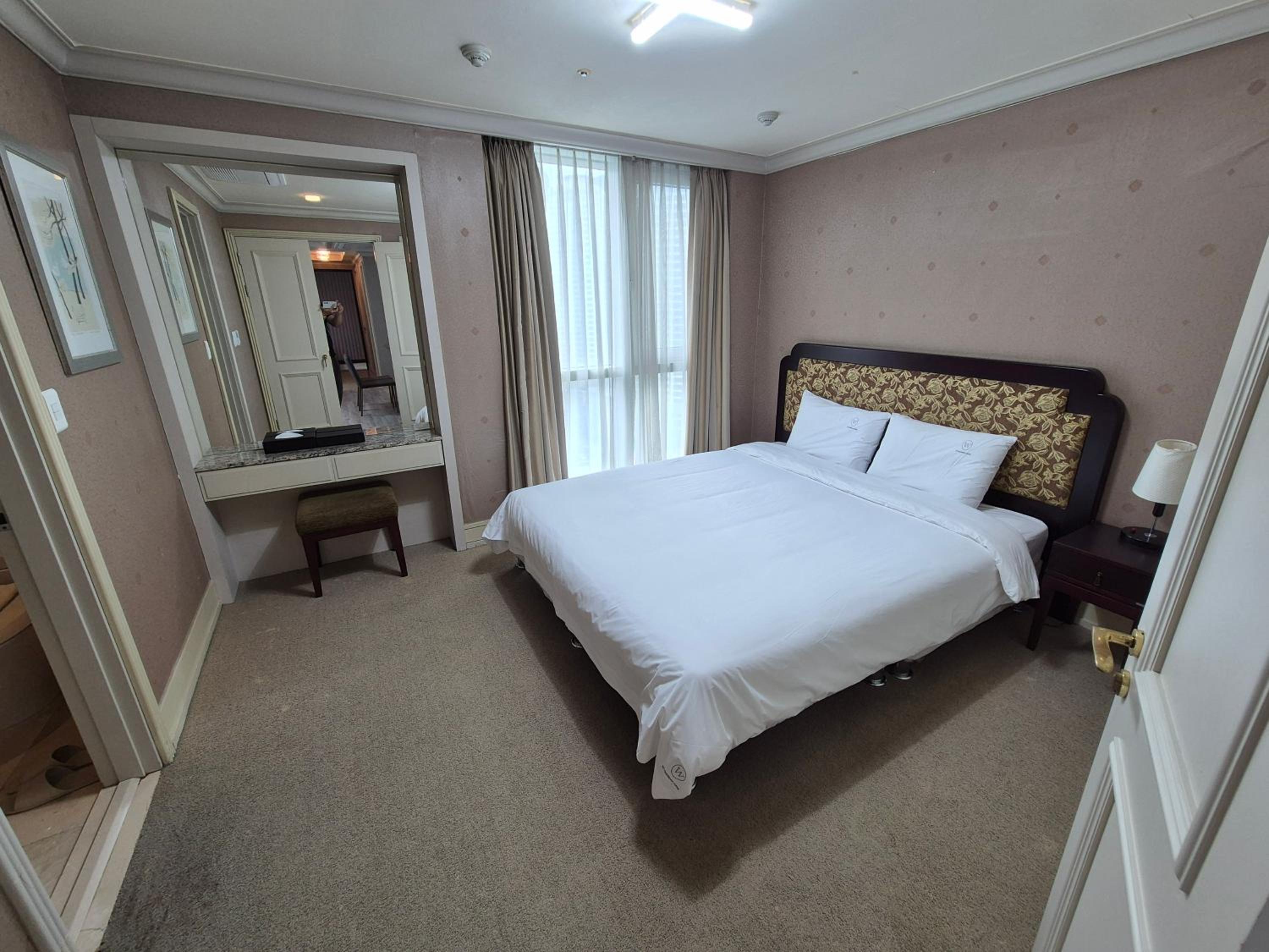 Family Suite - Photo 16