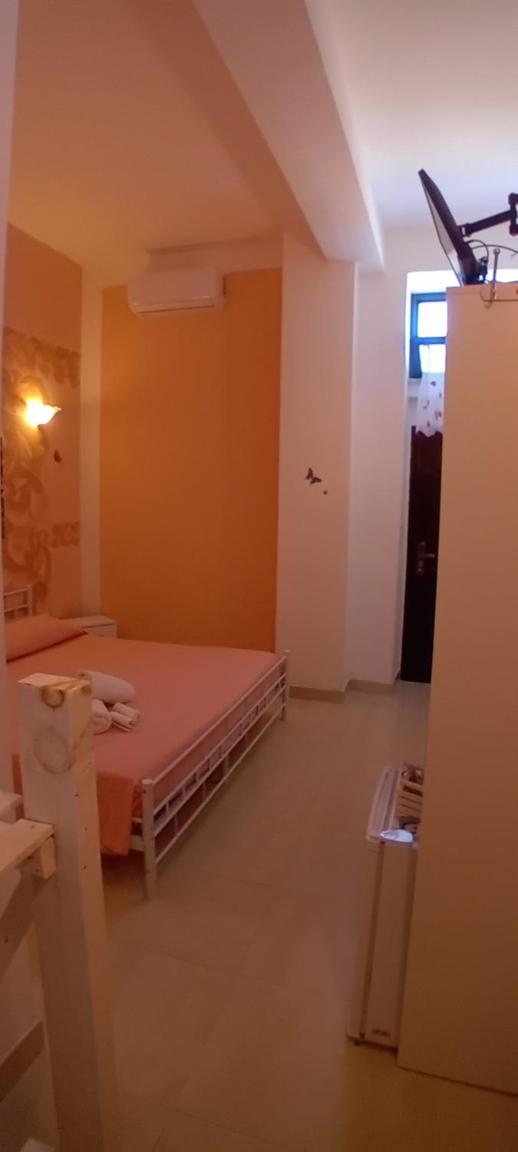 Deluxe Room - Photo 3