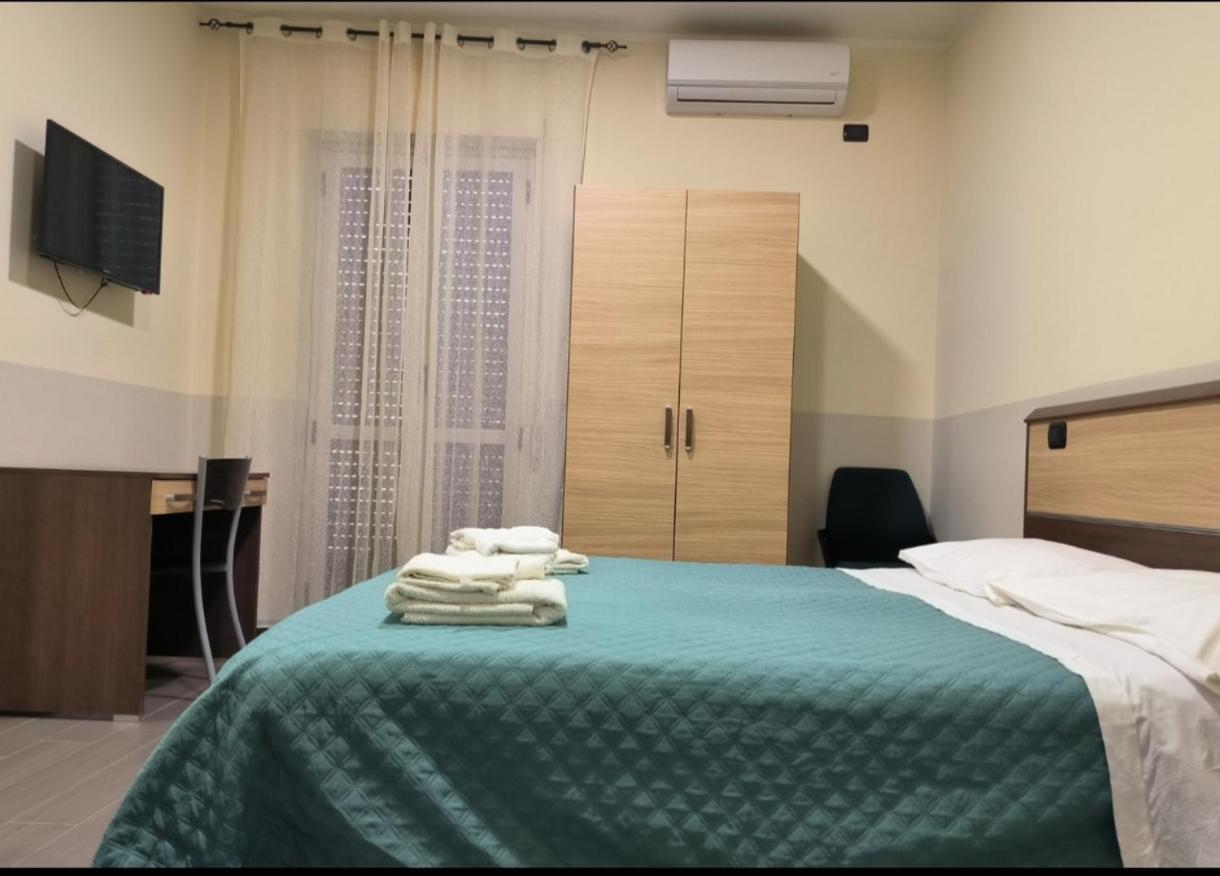 Triple Room - Photo 1