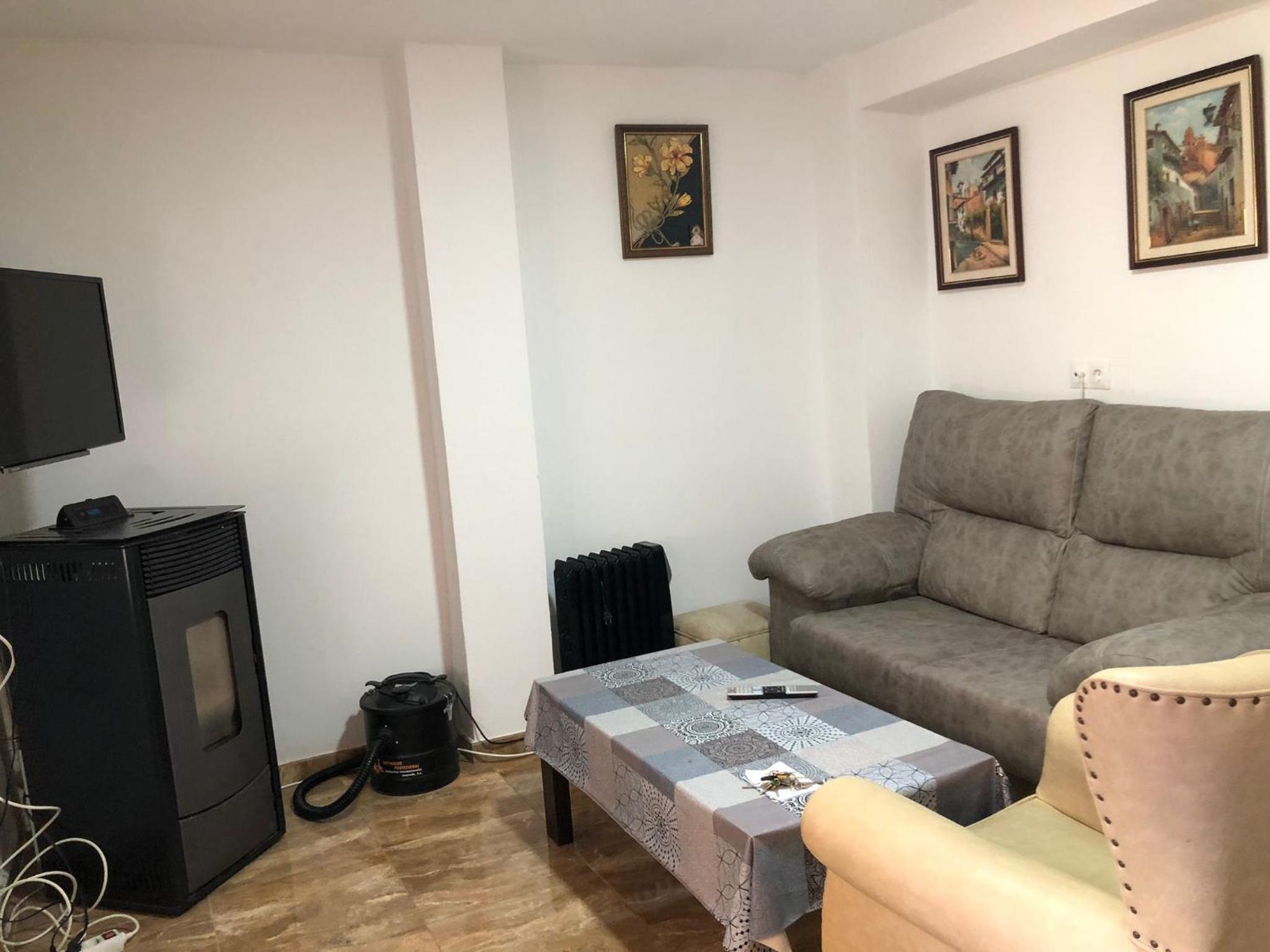 Three-Bedroom House photo 3