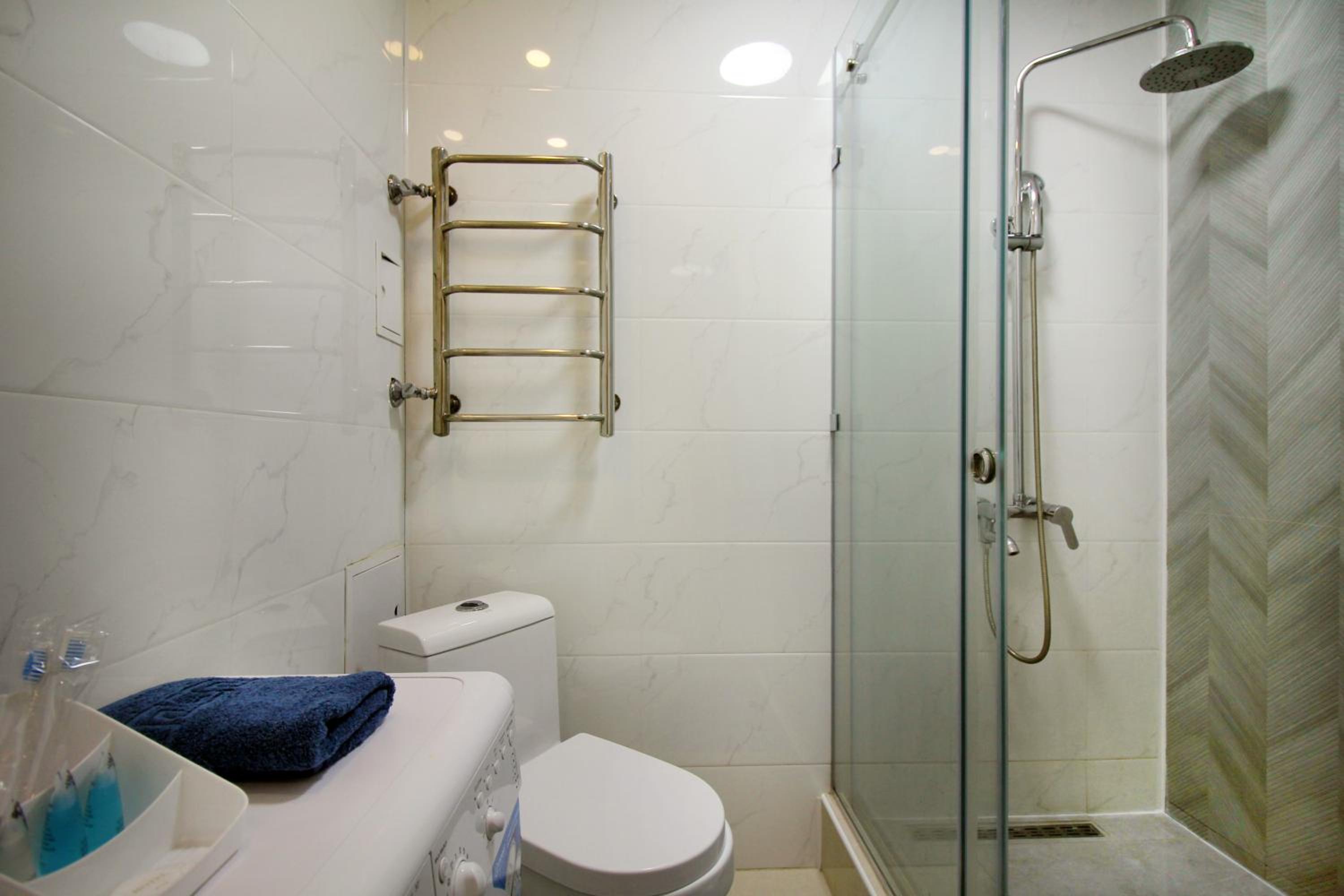 Studio Apartment photo 2
