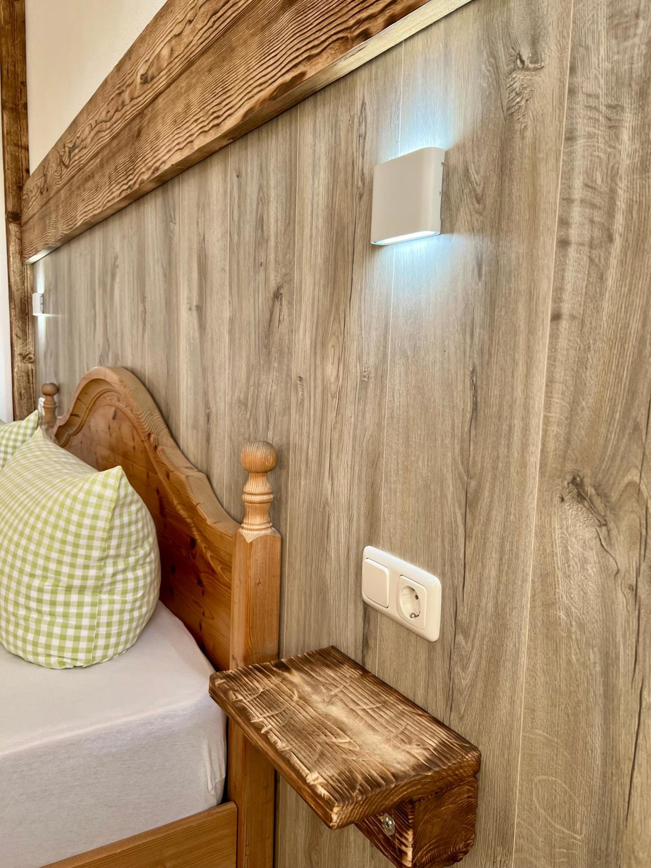 Family Room - Photo 18