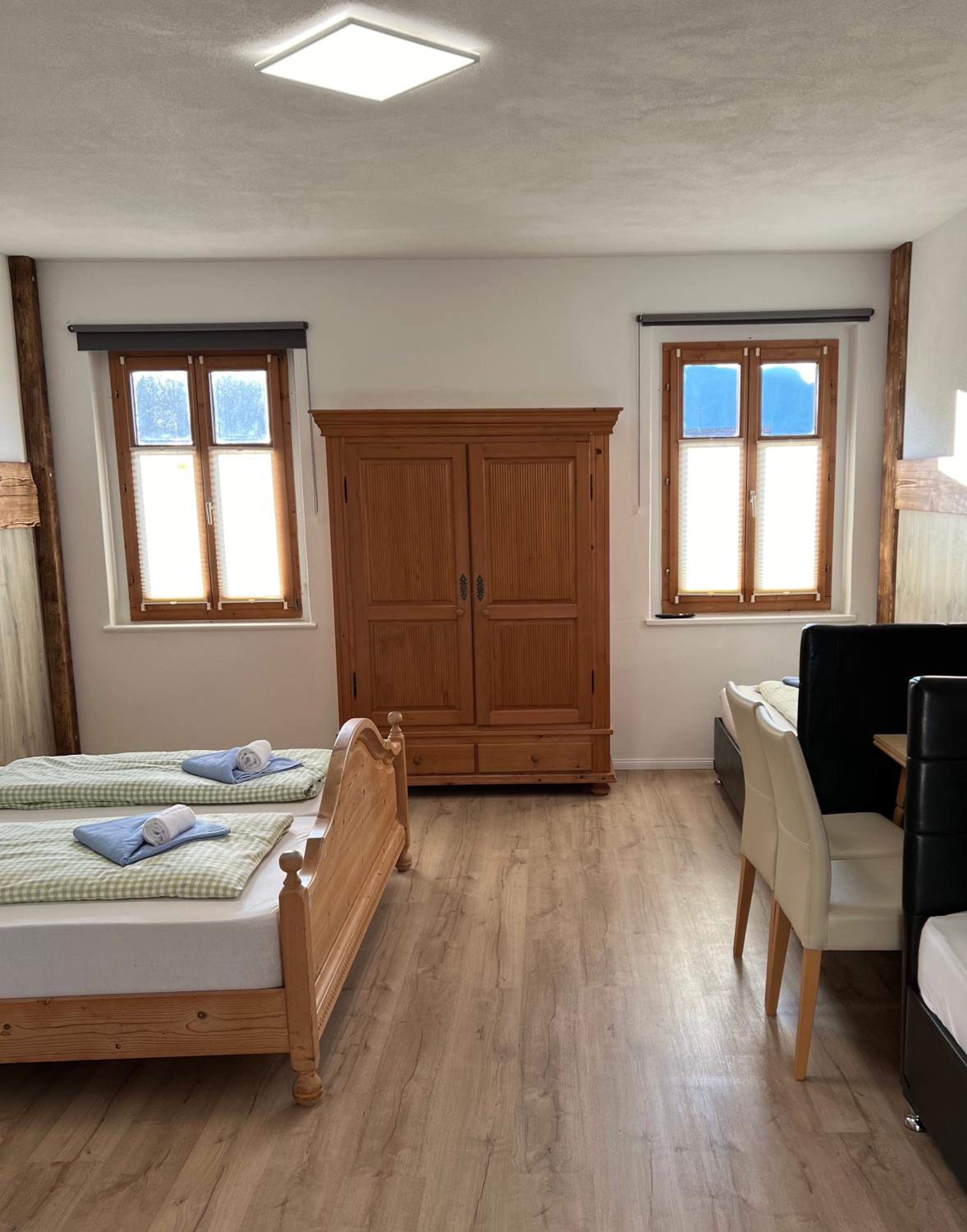 Family Room - Photo 10
