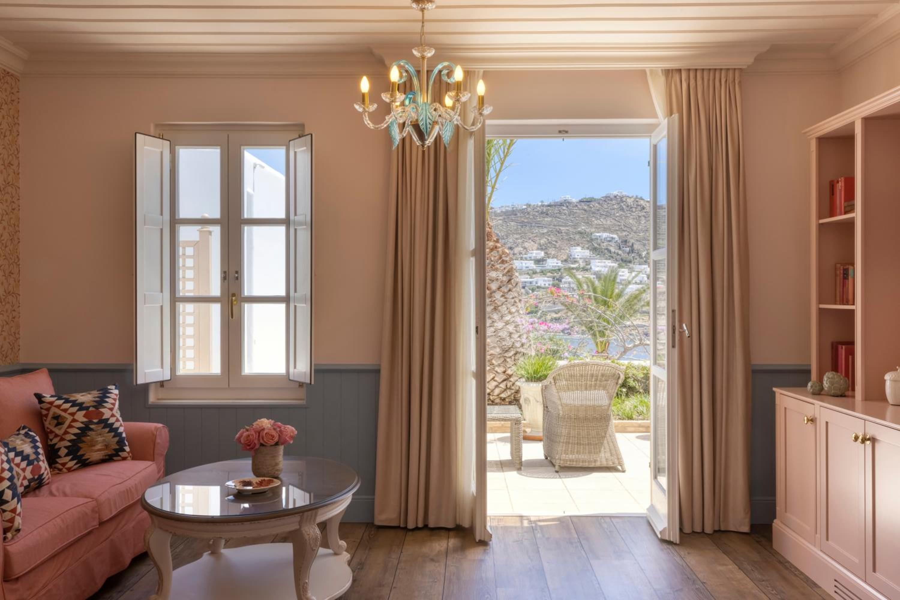 Suite with Sea View - Photo 2