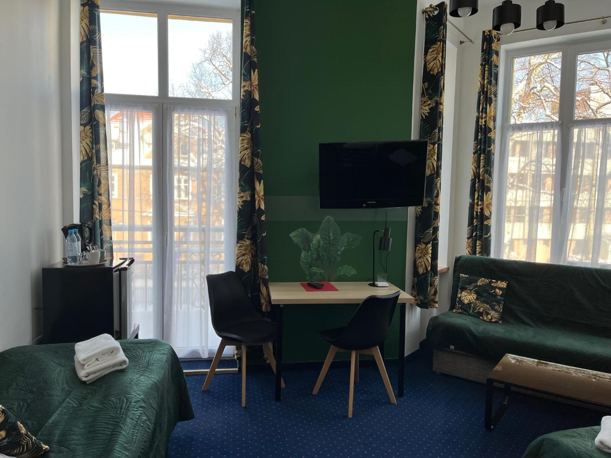 Deluxe Double or Twin Room photo 1