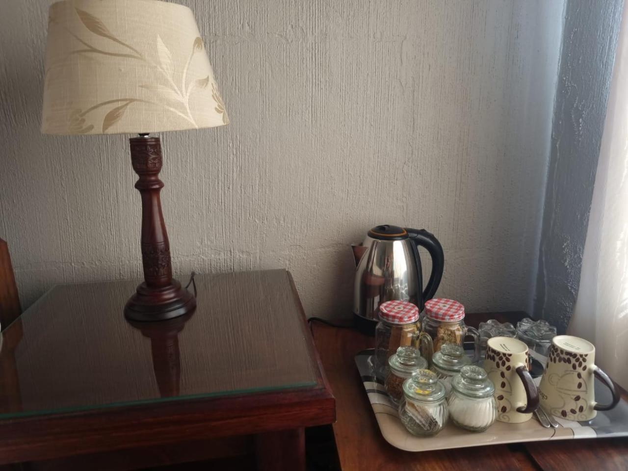 Deluxe Double or Twin Room photo 3