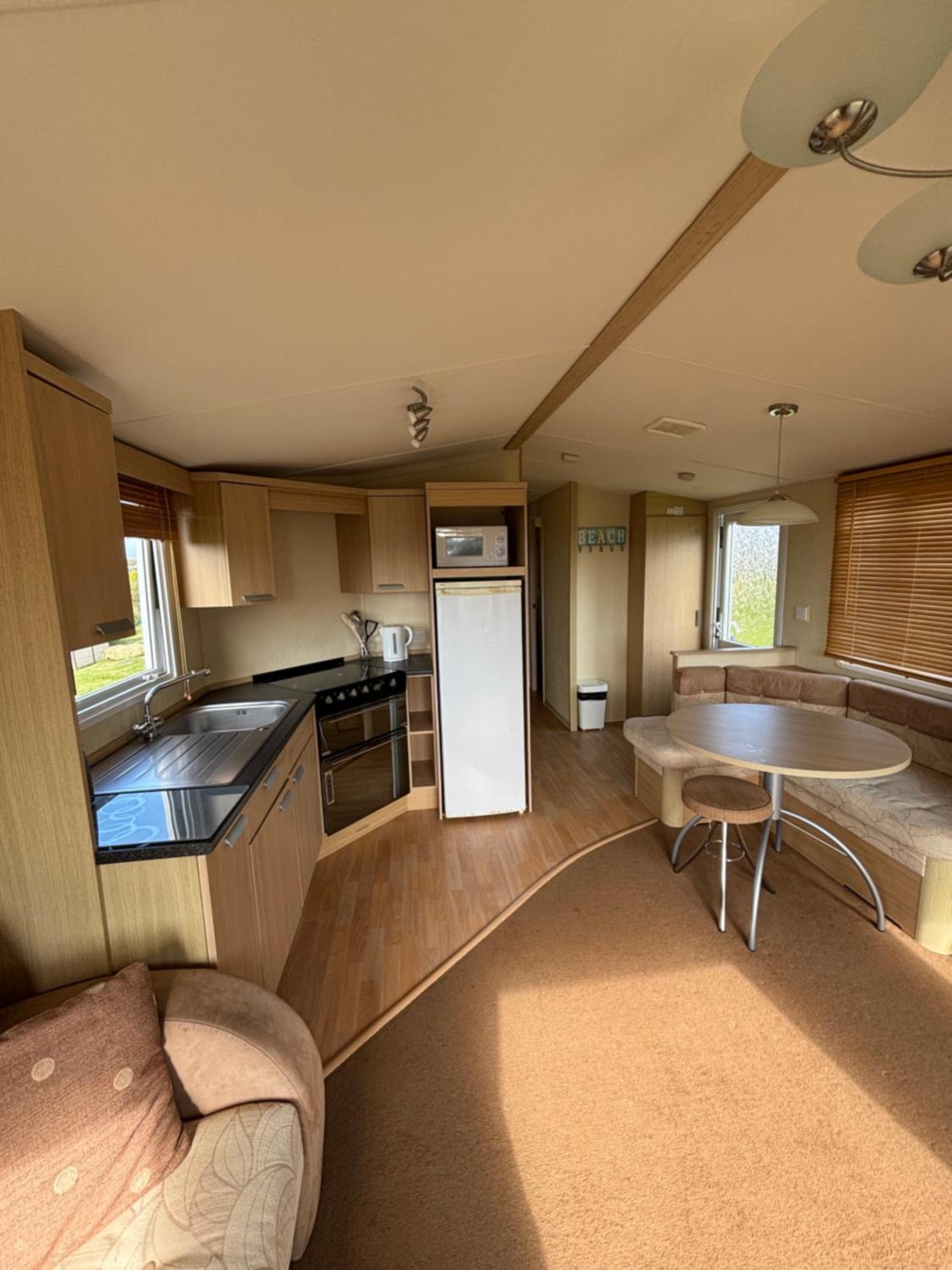 Mobile Home photo 2
