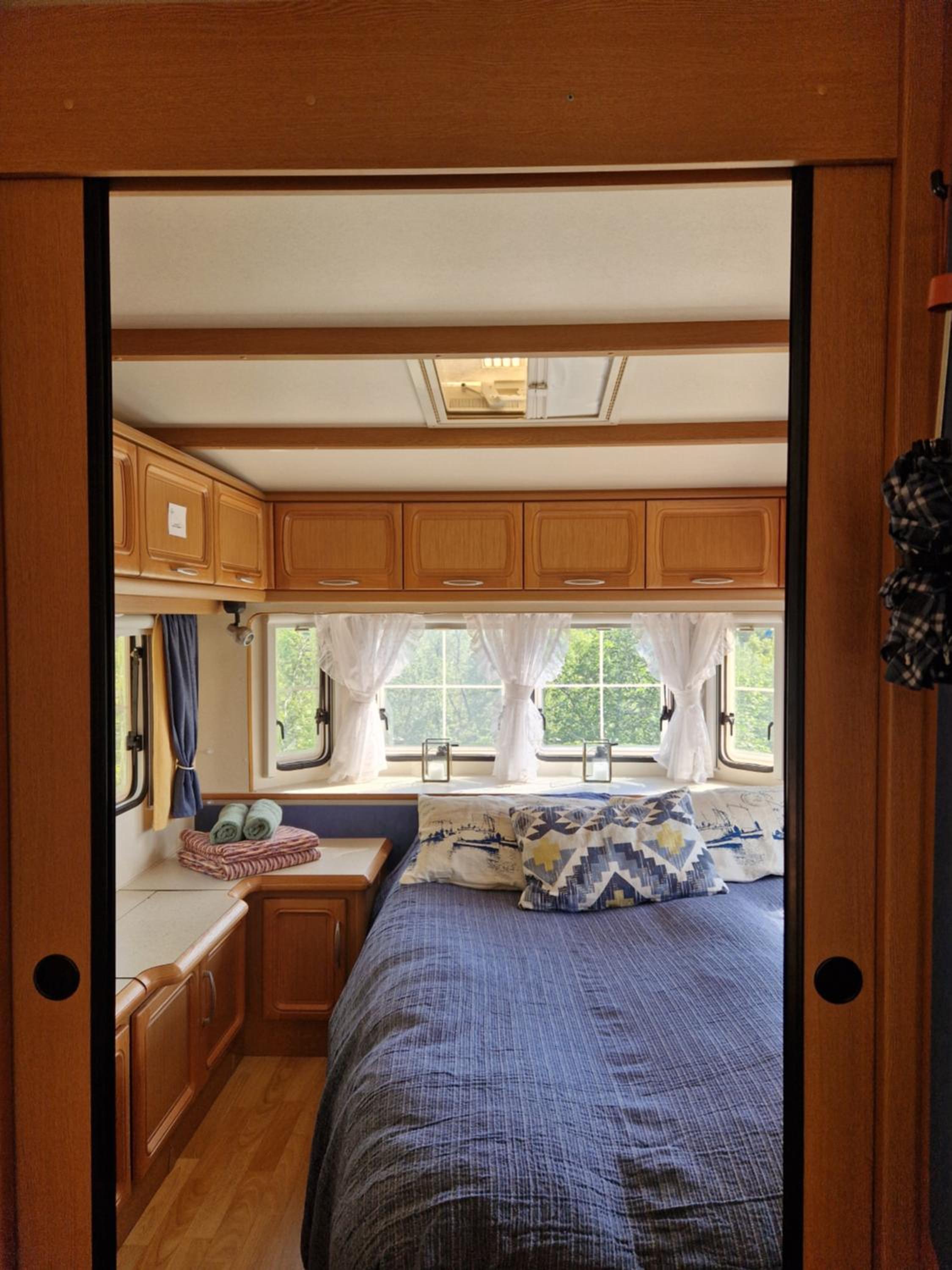 Mobile Home photo 1