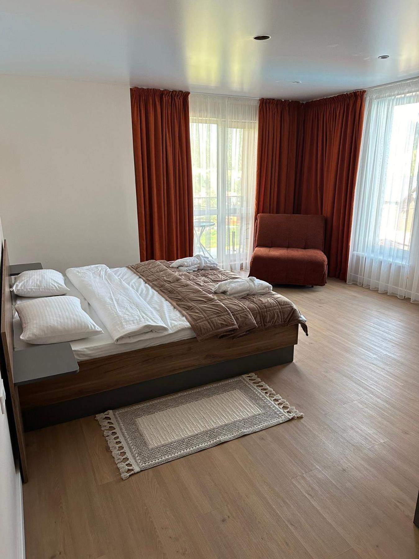 Standard Family Room