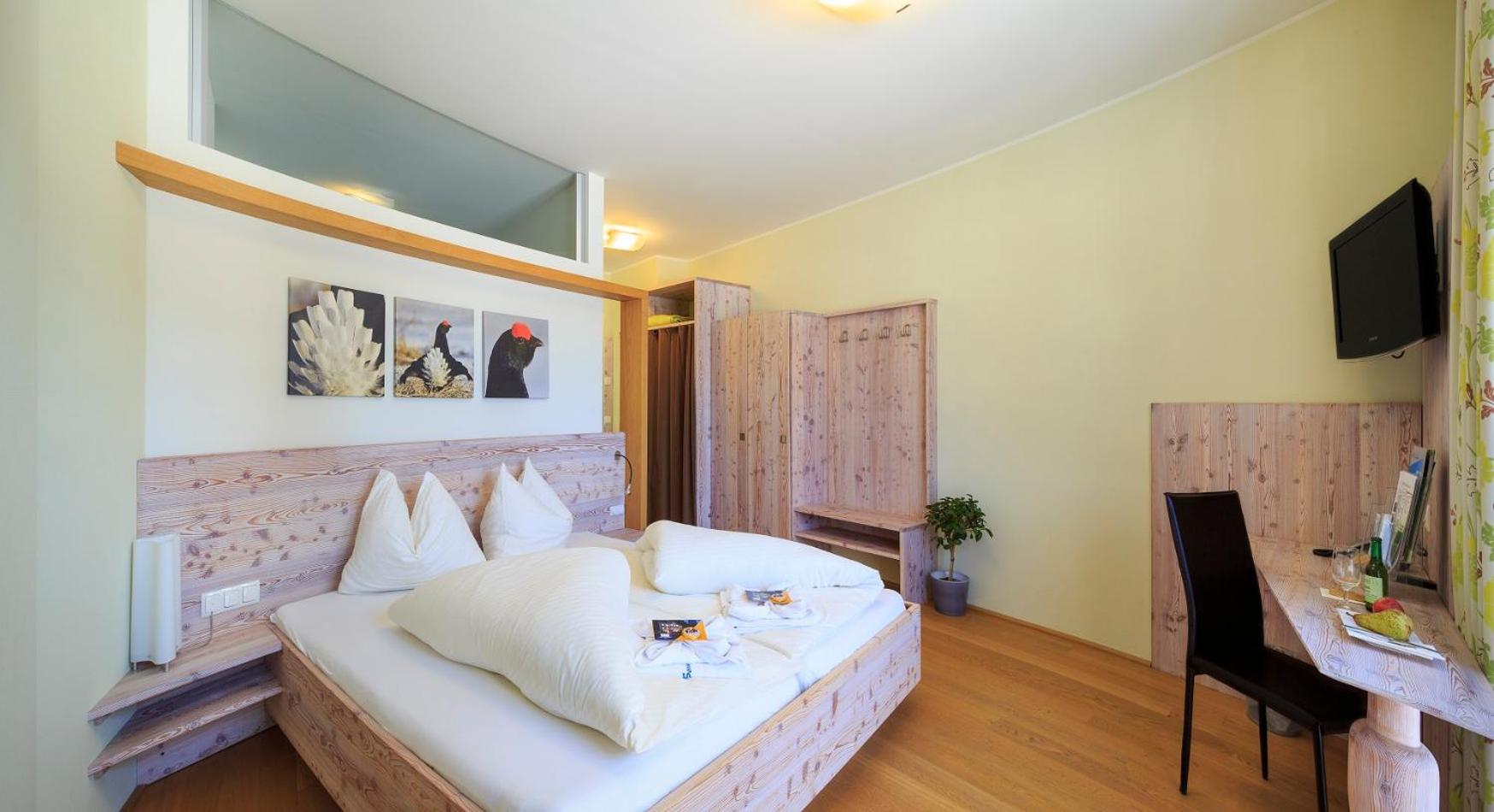Double Room with Mountain View photo 1